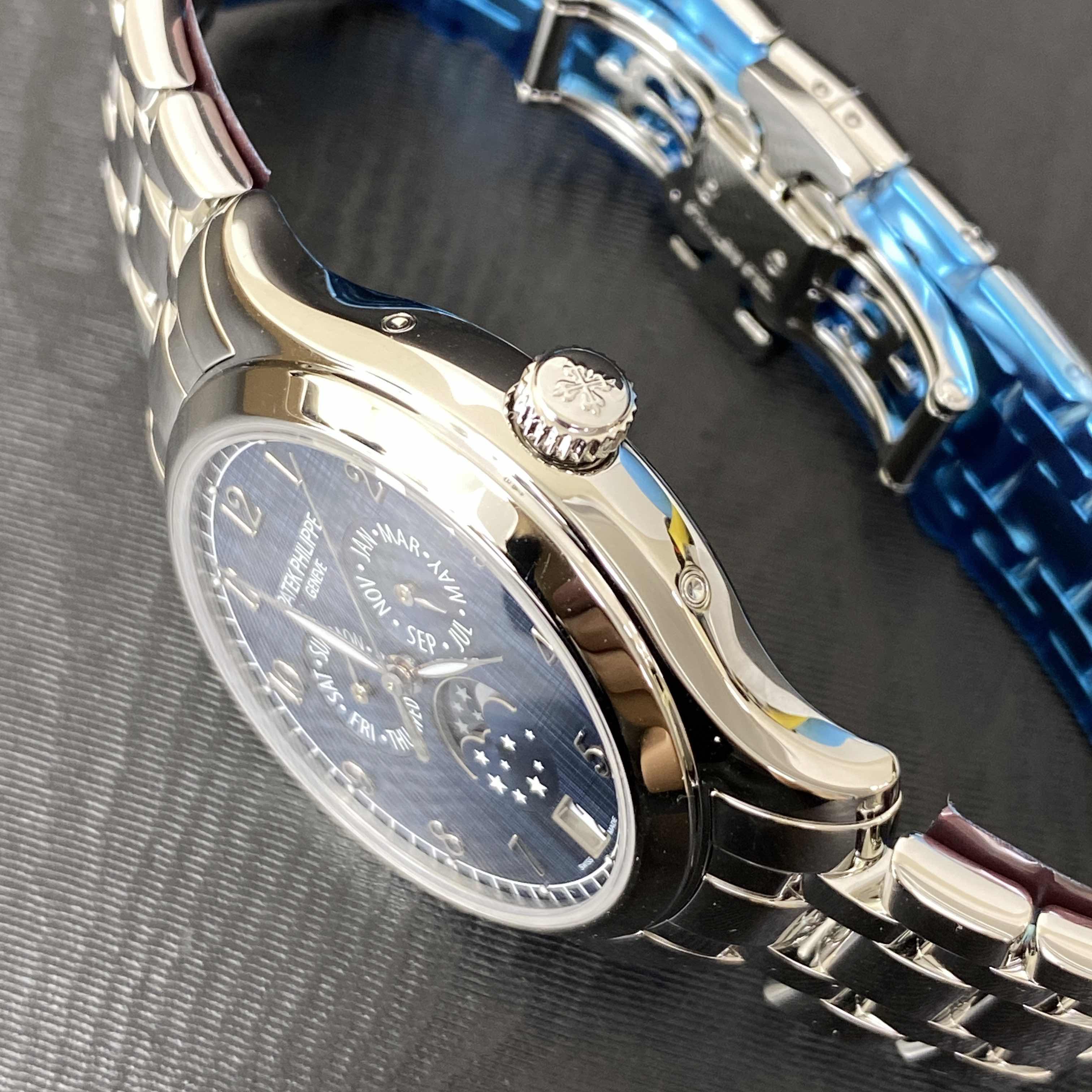 Patek Philippe 4947/1A-001 7
