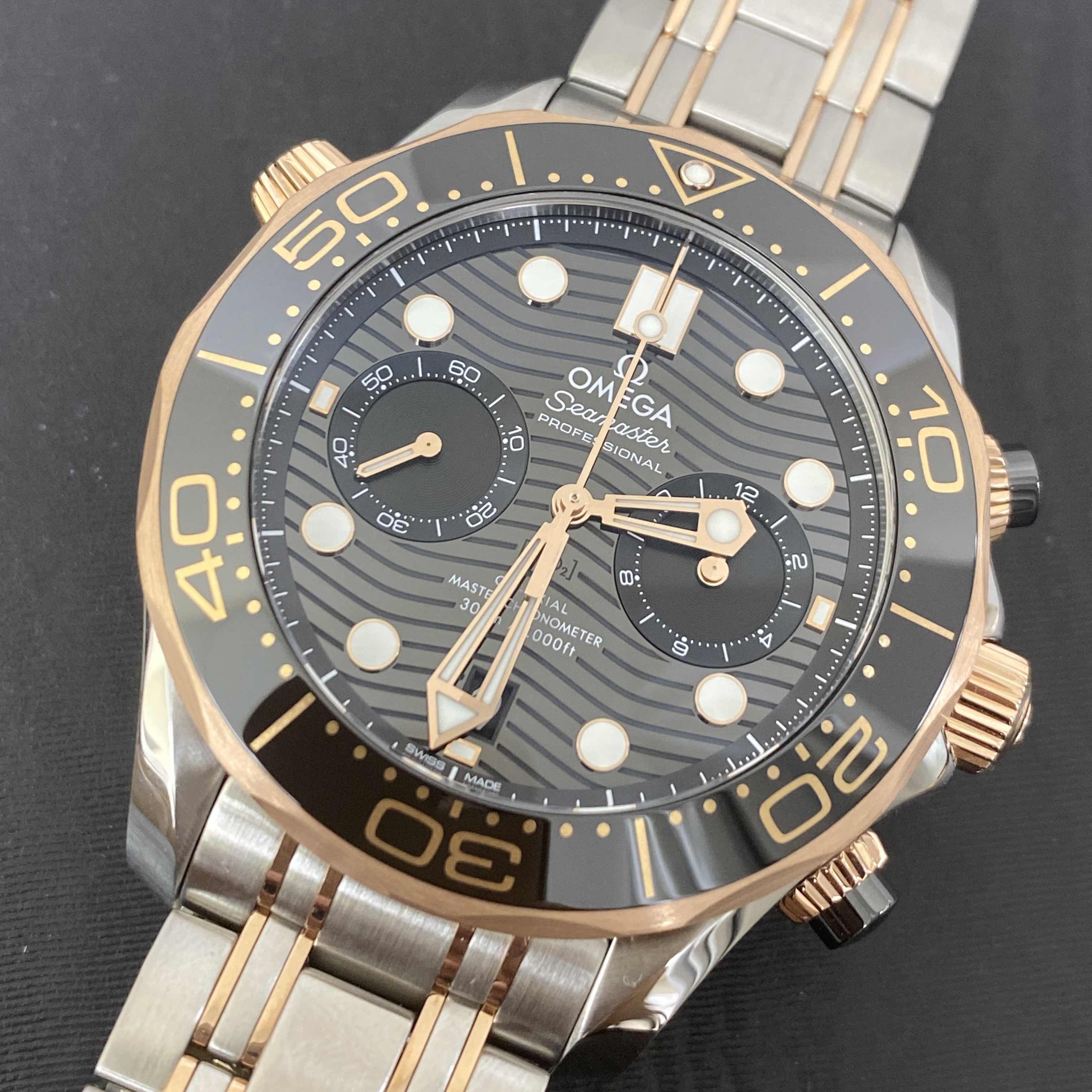 Omega 210.20.44.51.01.001 7