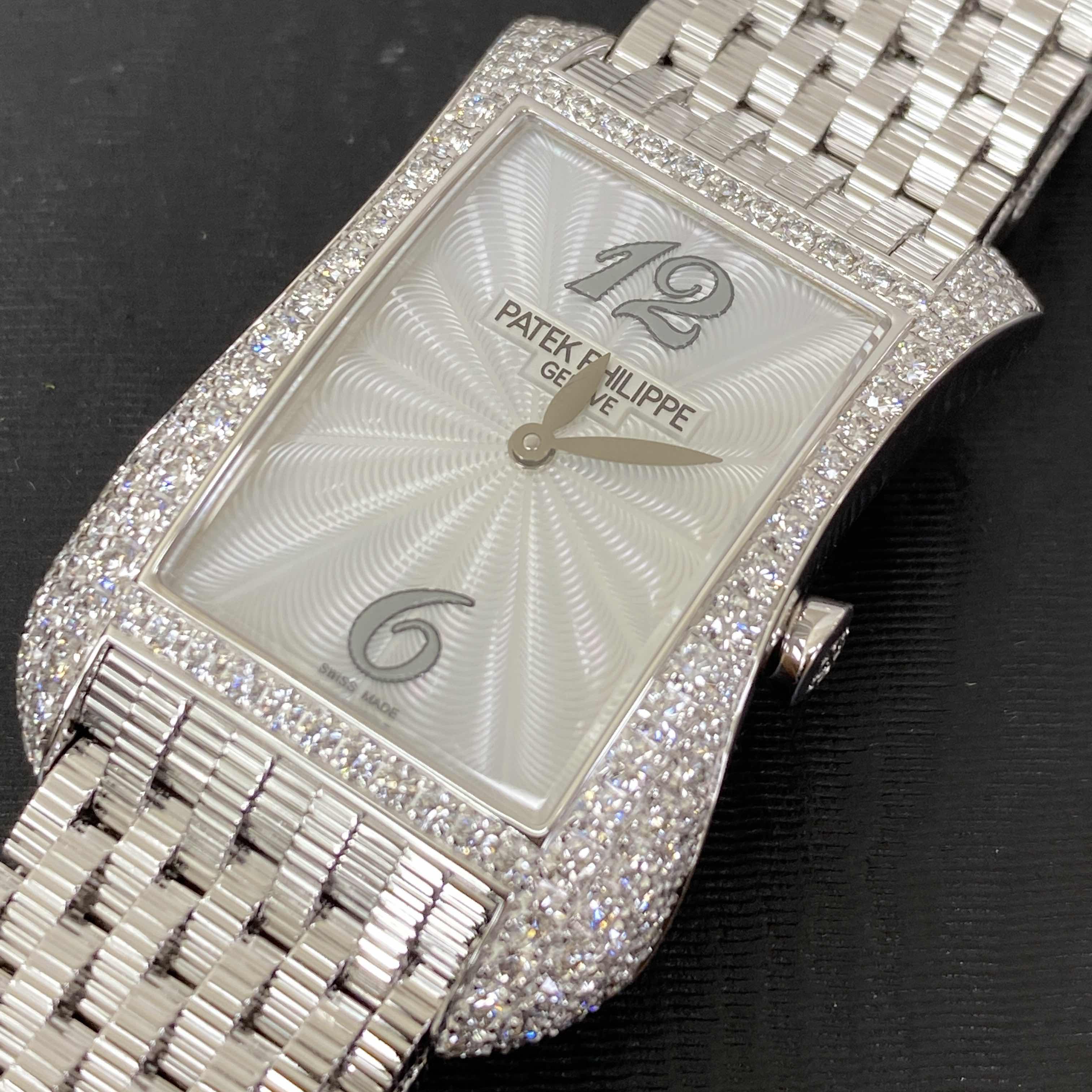 Patek Philippe 4972/1G-001 7