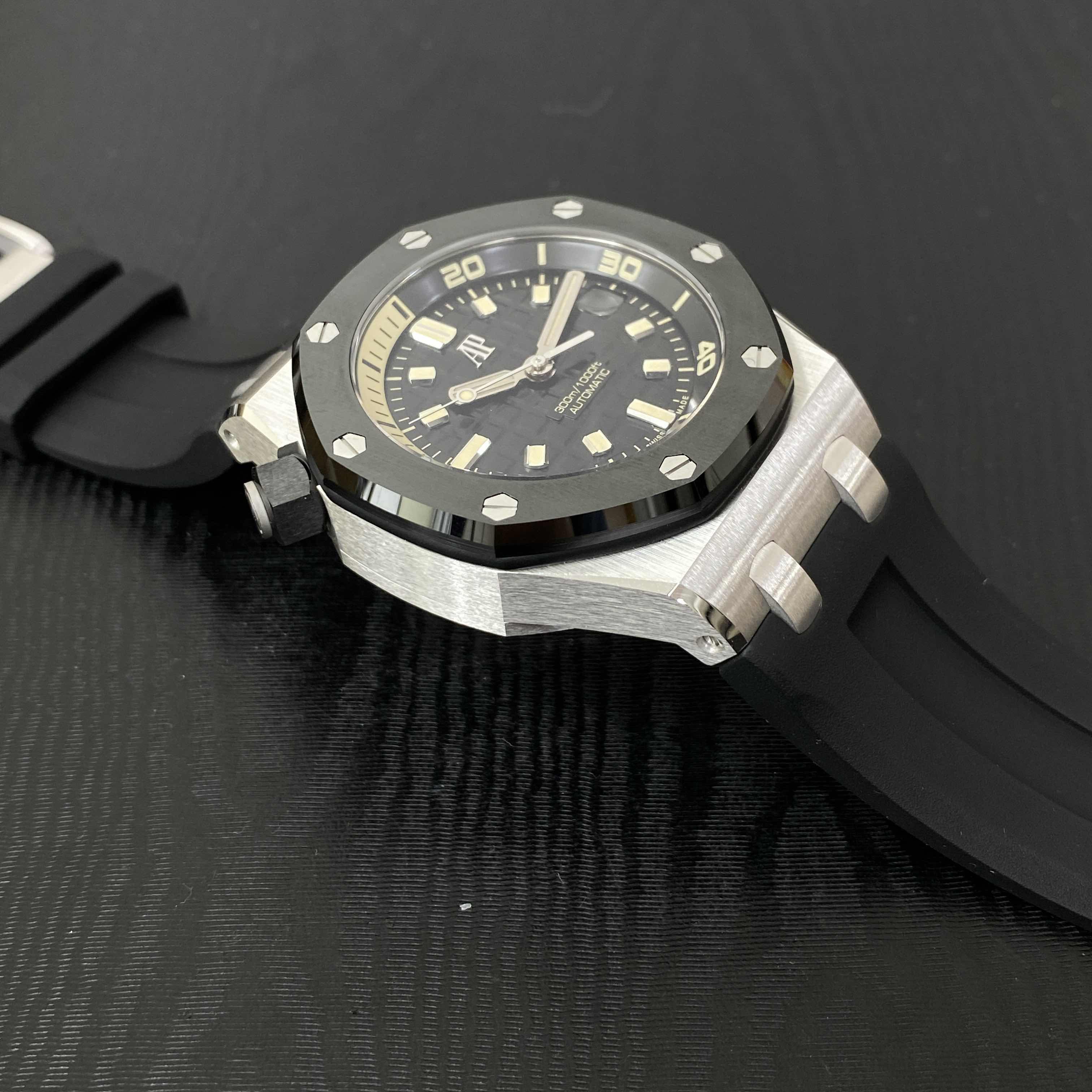 Audemars Piguet 15720CN.OO.A002CA.01 7