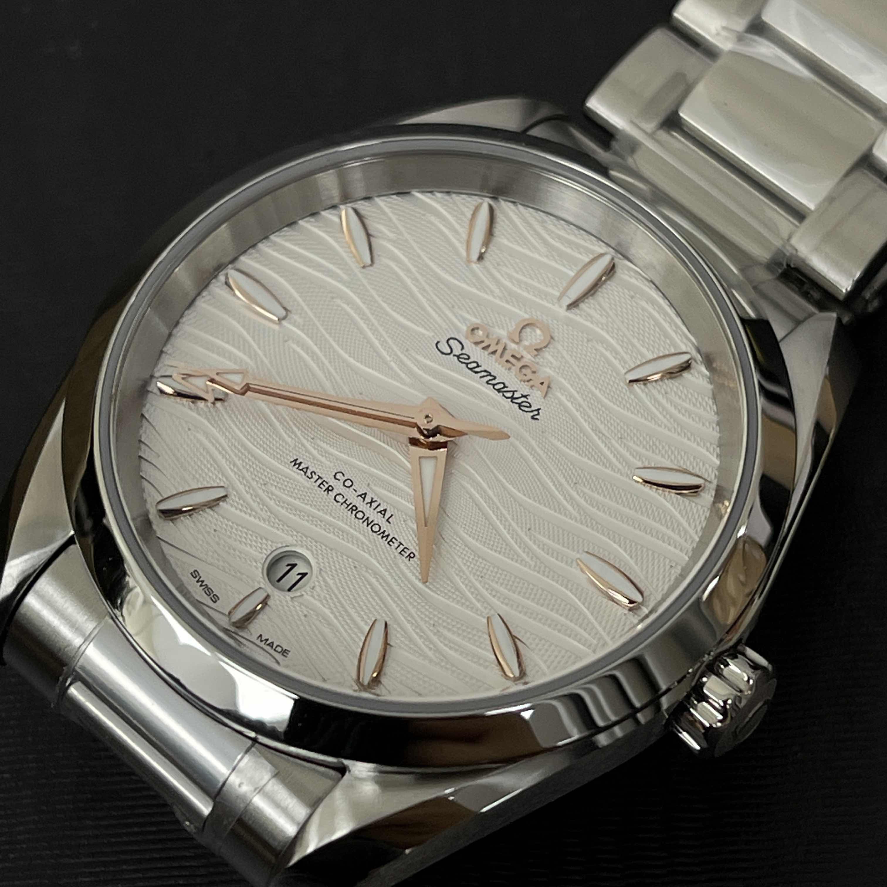 Omega 220.10.38.20.02.002 7