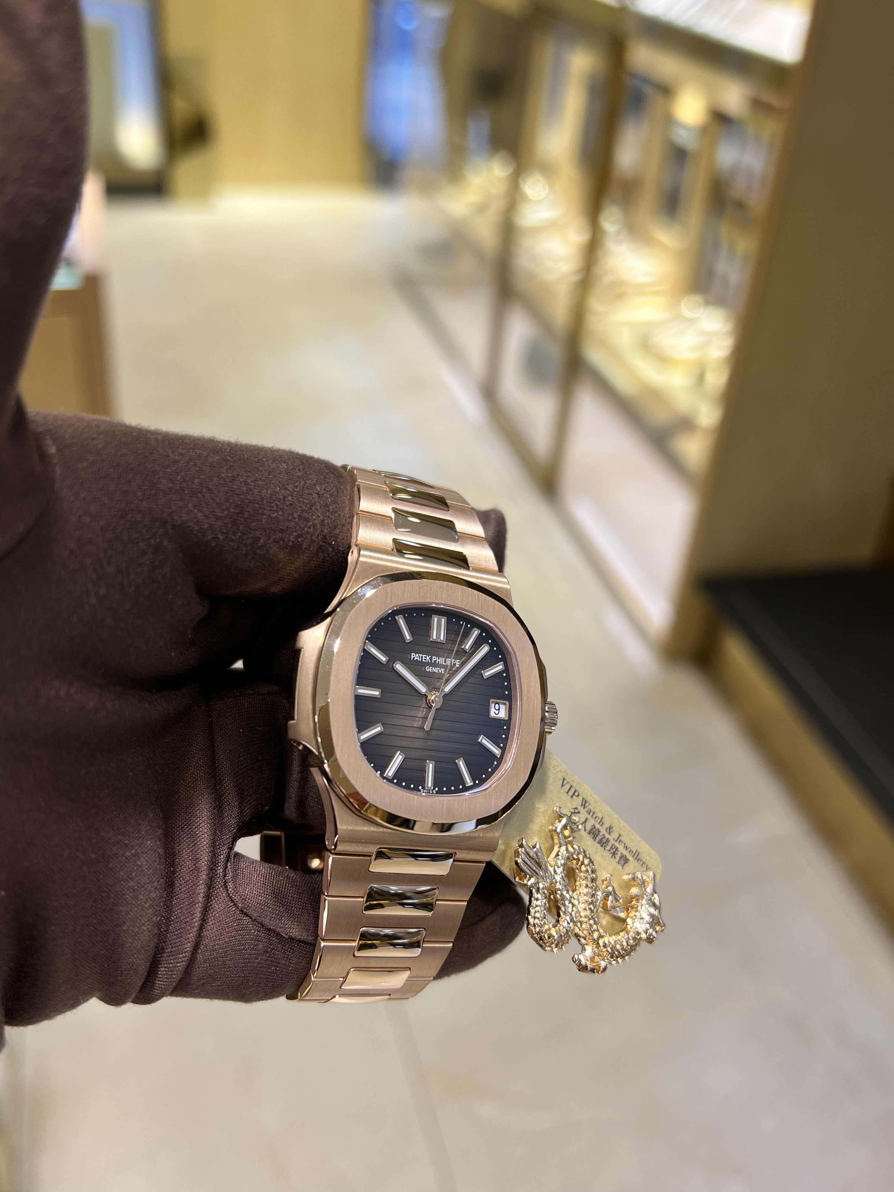 Patek Philippe 5711/1R-001 7