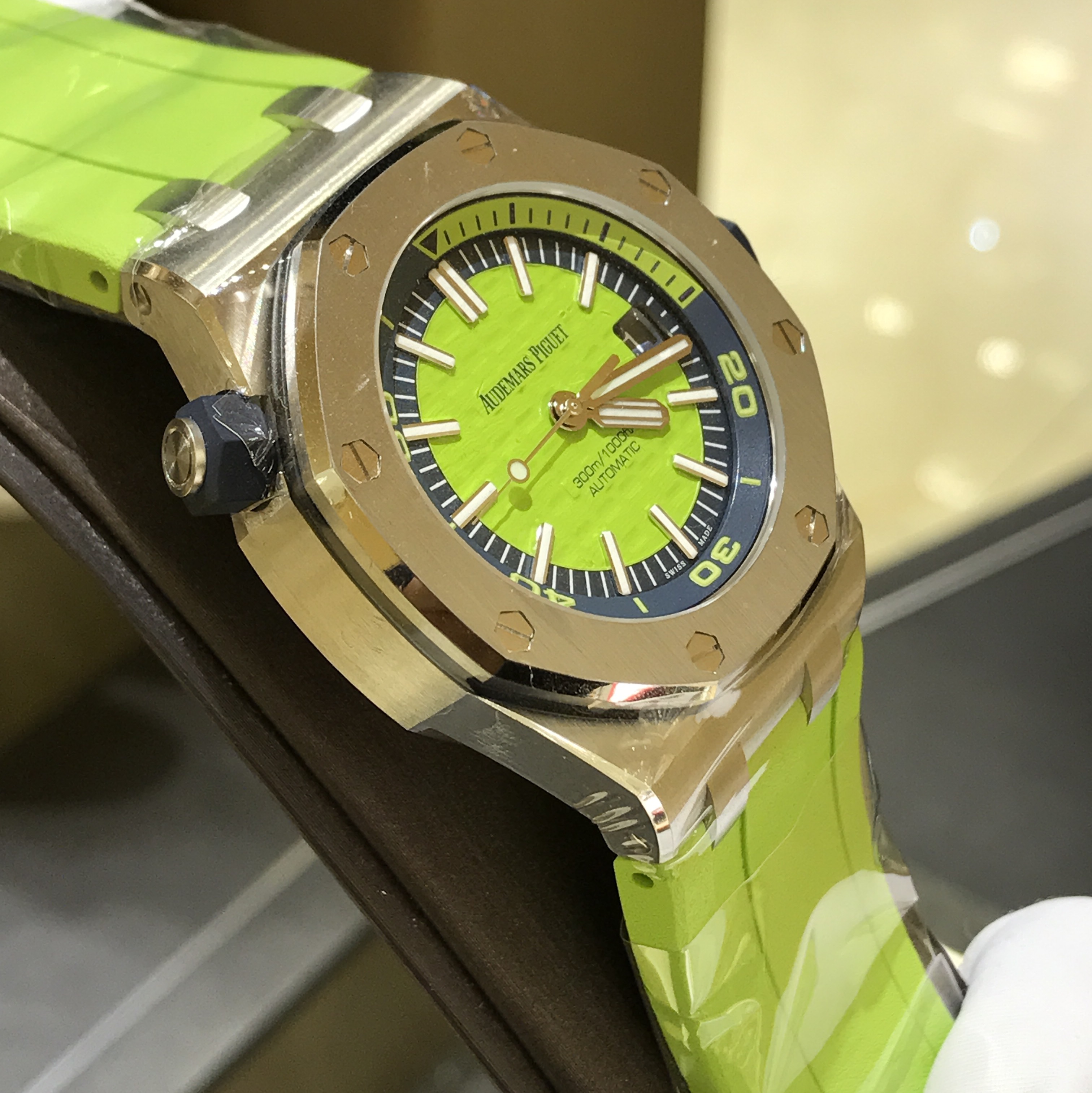 Audemars Piguet 15710ST.OO.A038CA.01 8
