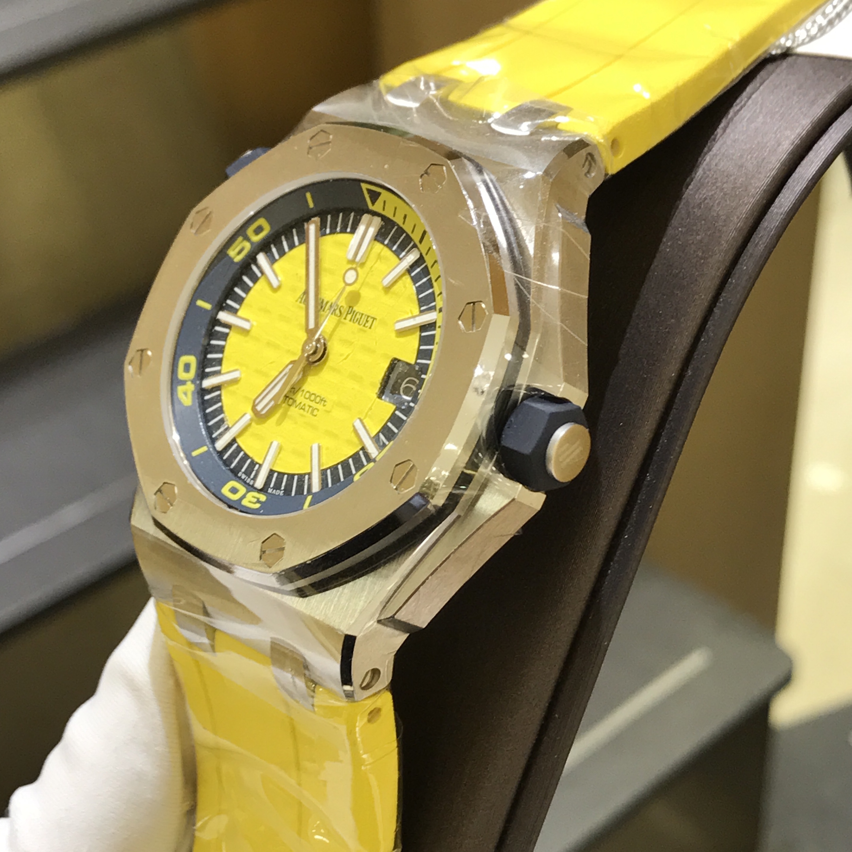 Audemars Piguet 15710ST.OO.A051CA.01 8