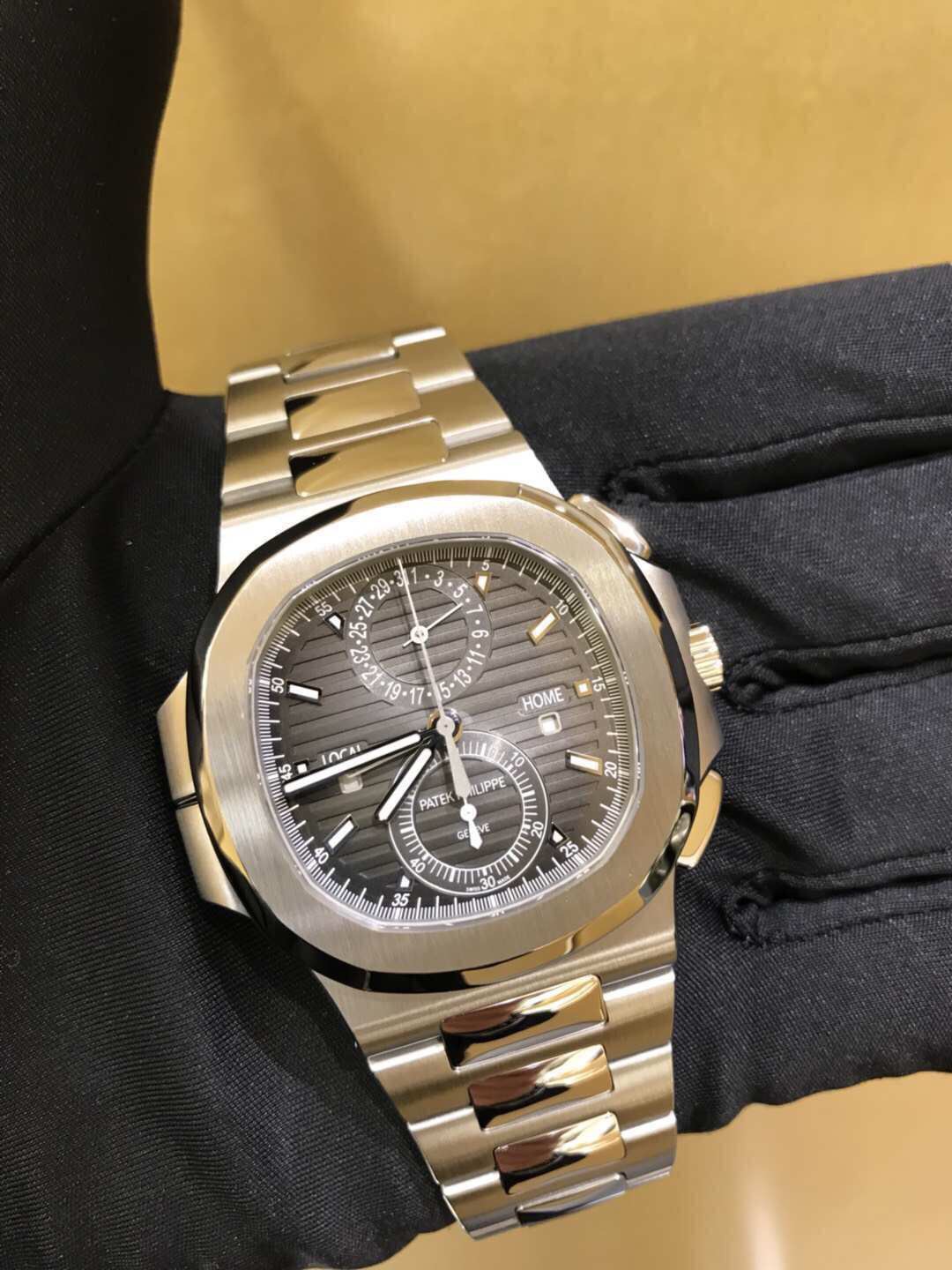Patek Philippe 5990/1A-001  8