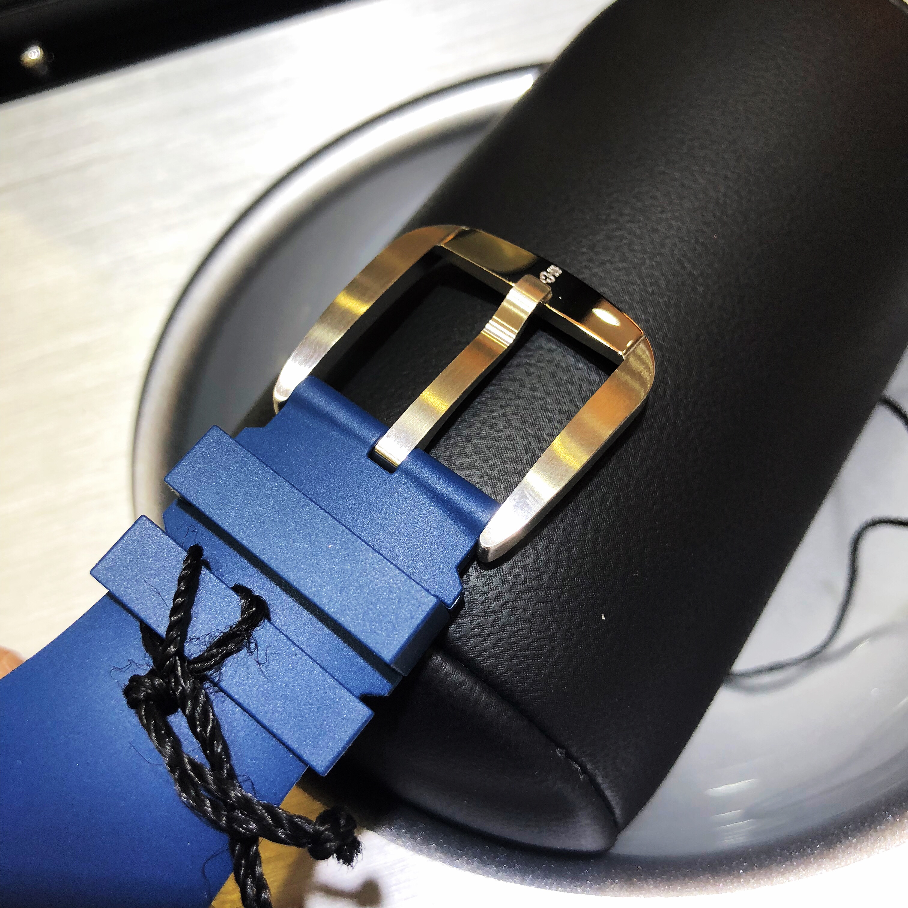 Corum 403.101.04/0373 US01 8