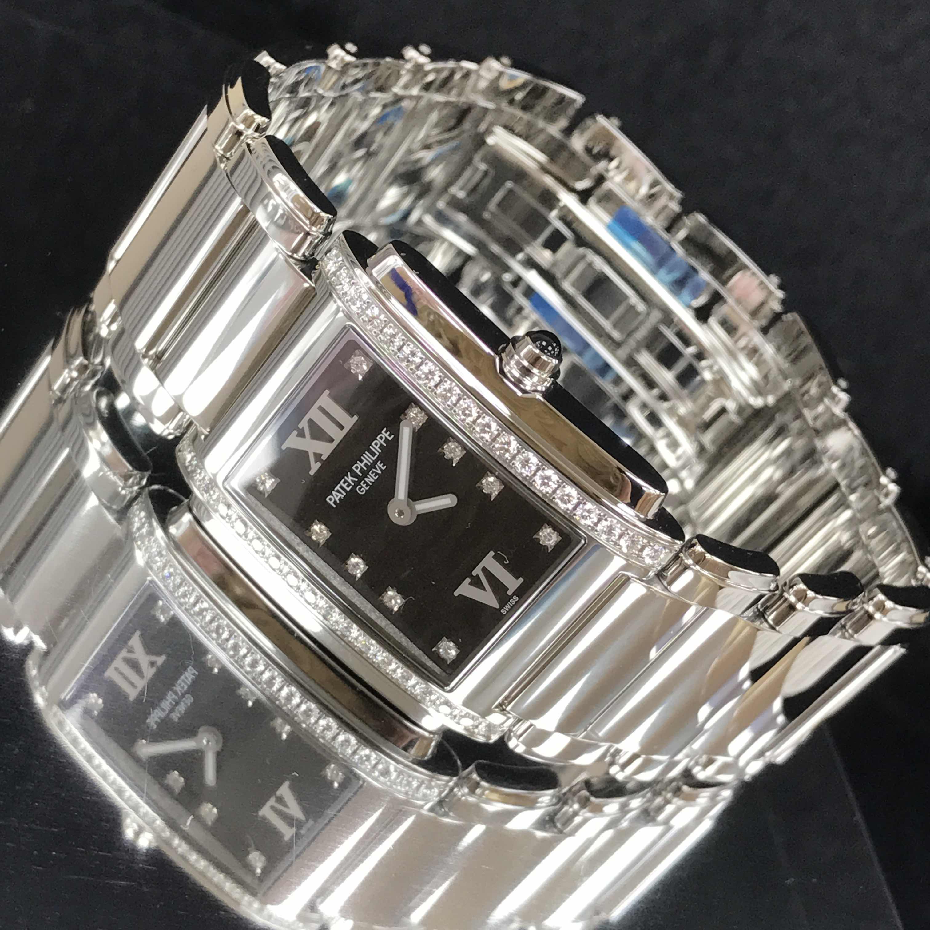 Patek Philippe 4910/10A-001 8