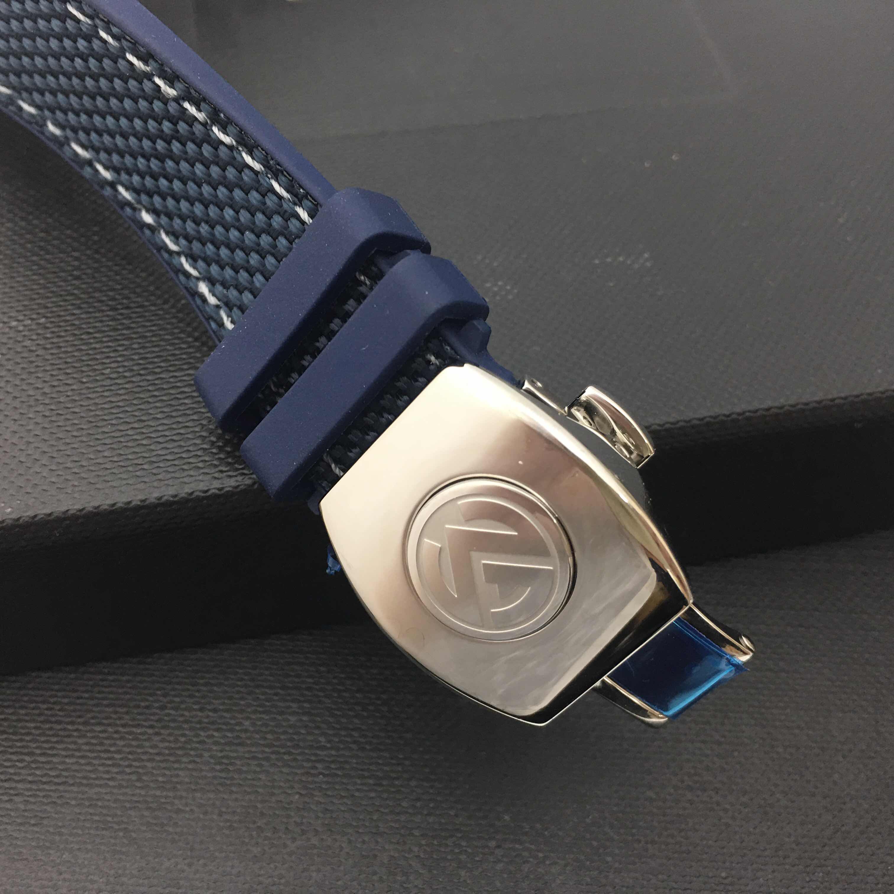 Franck Muller V 41 SC DT YACHTING (AC.BL) 8