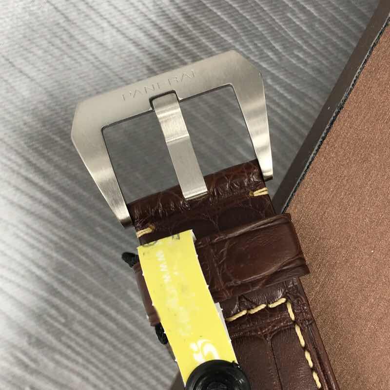 Panerai PAM01320   8