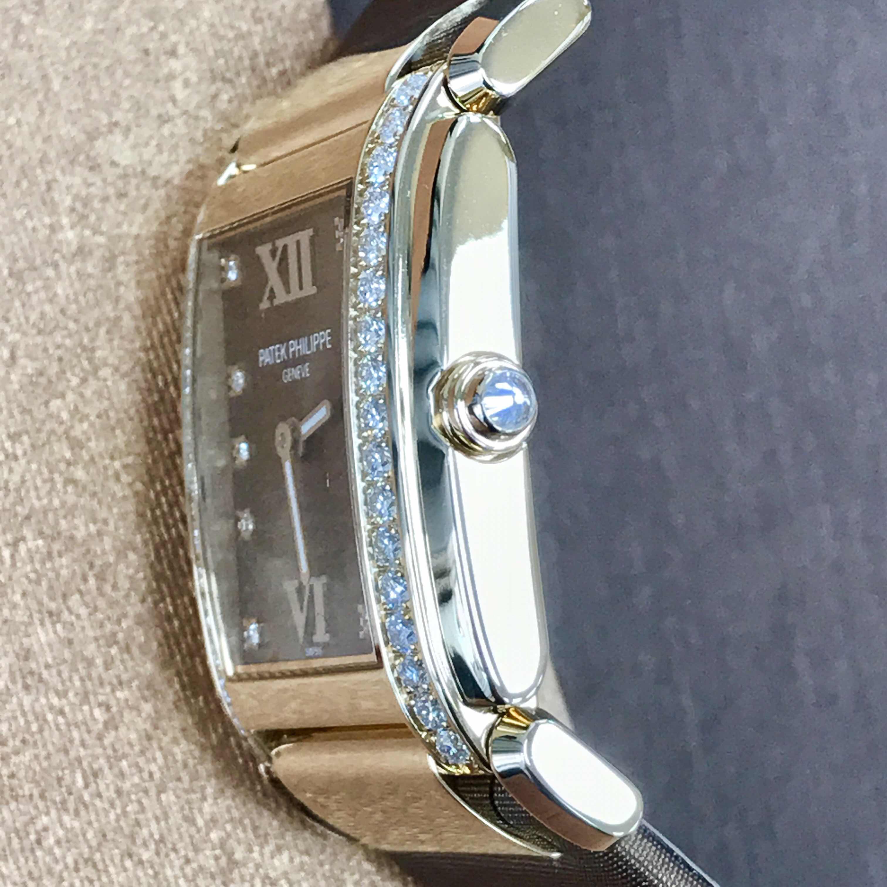 Patek Philippe 4920R-001 8