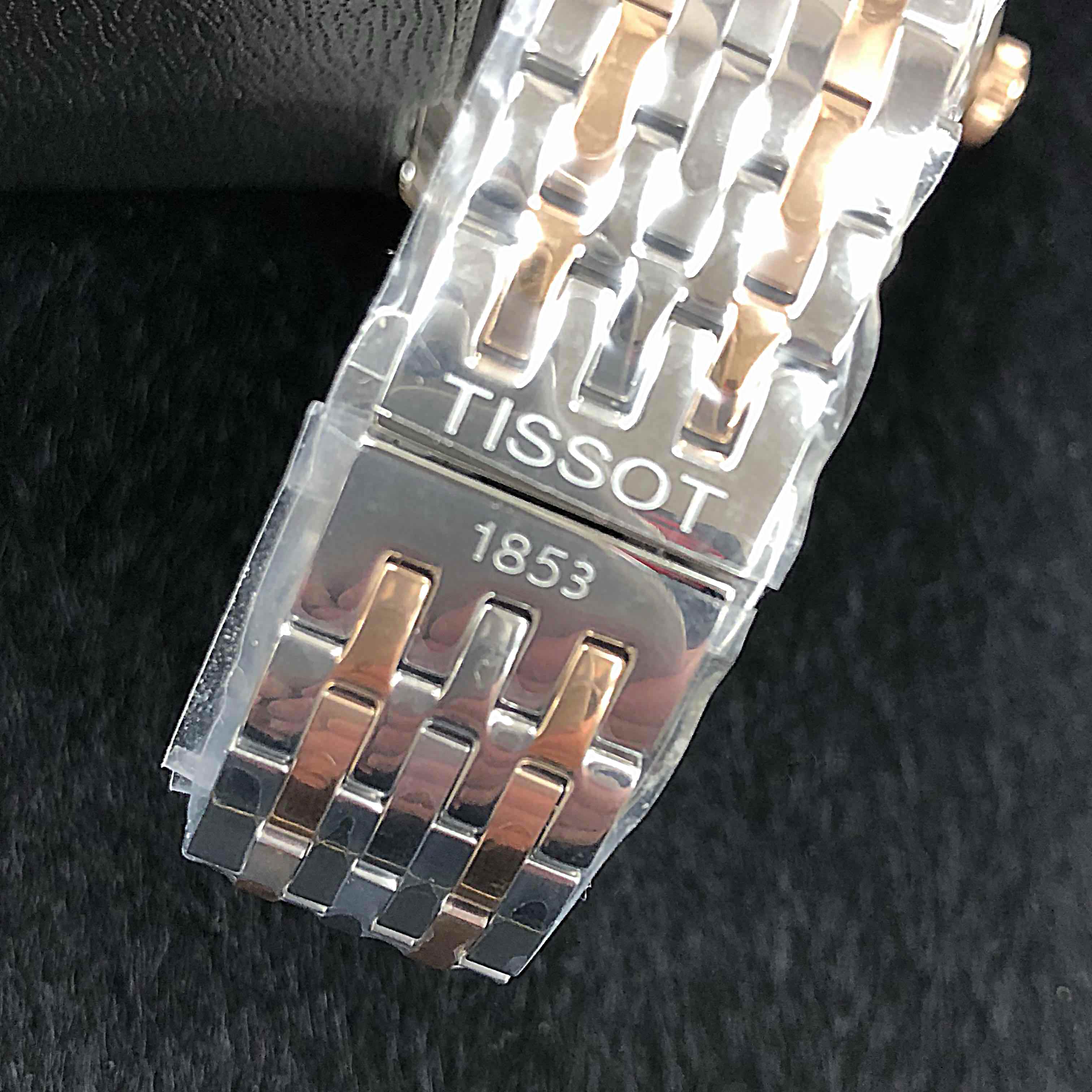 Tissot T006.407.22.033.00 8