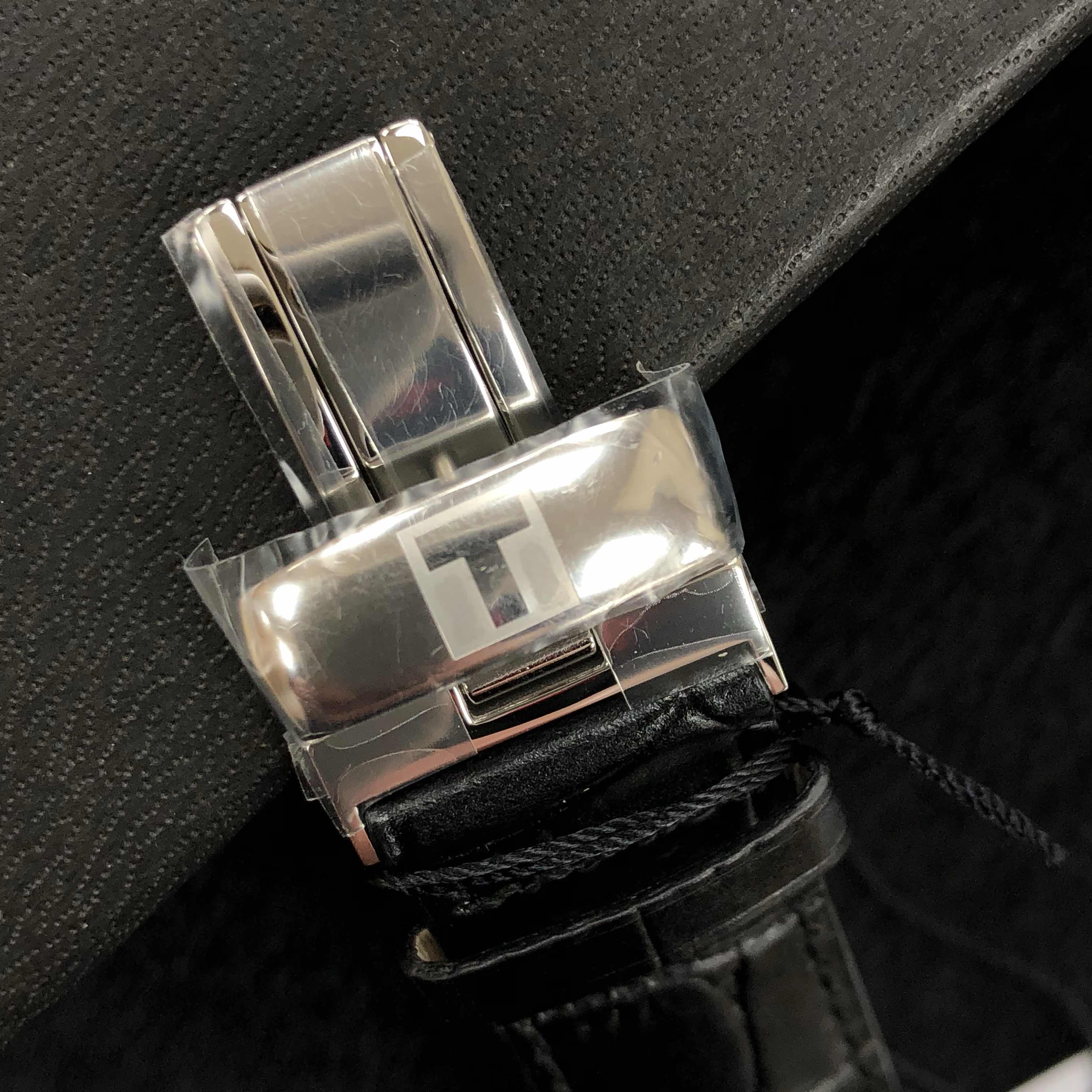 Tissot T006.407.16.033.00 8