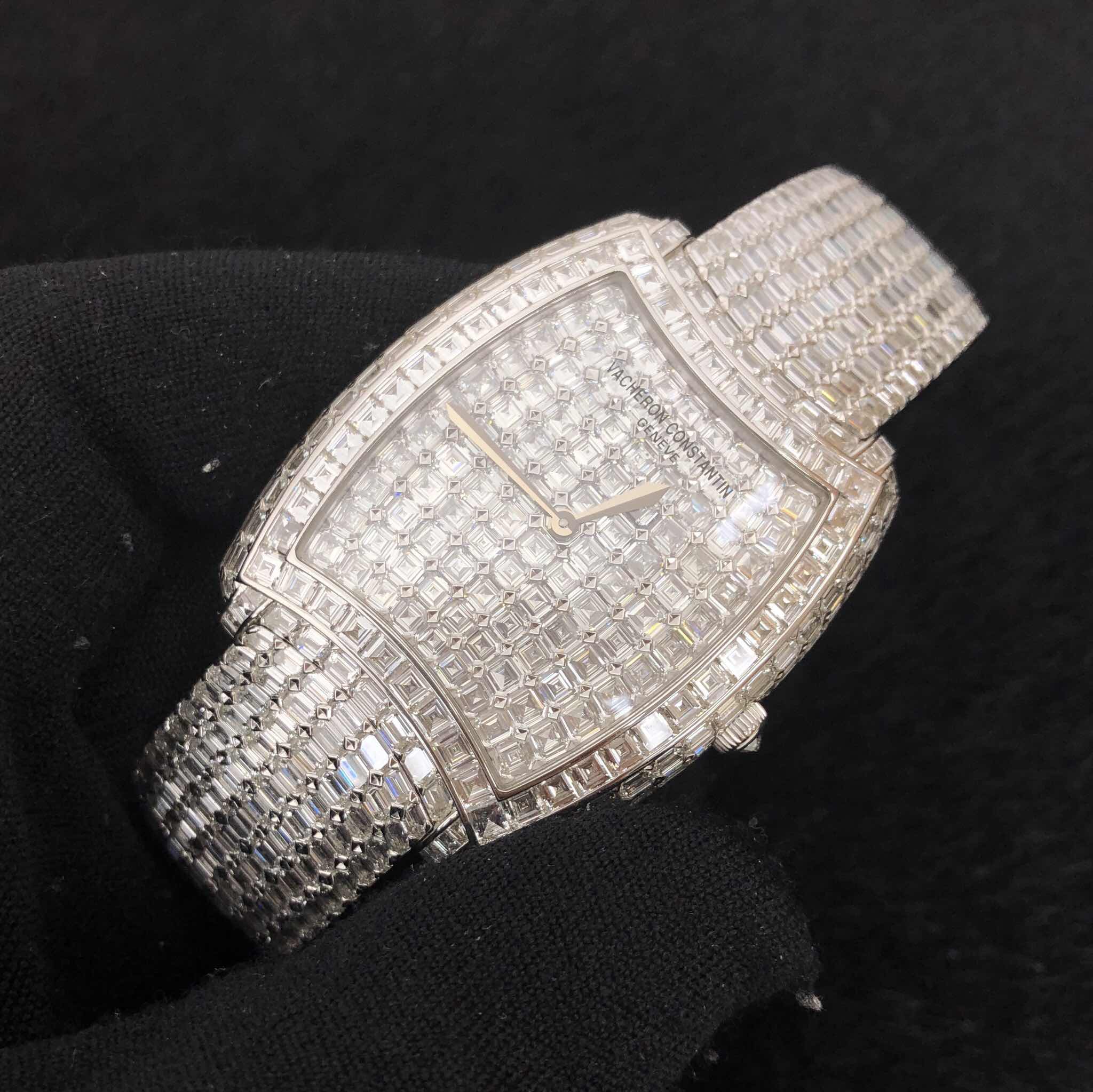 Vacheron Constantin 81750/S01G-9198 8