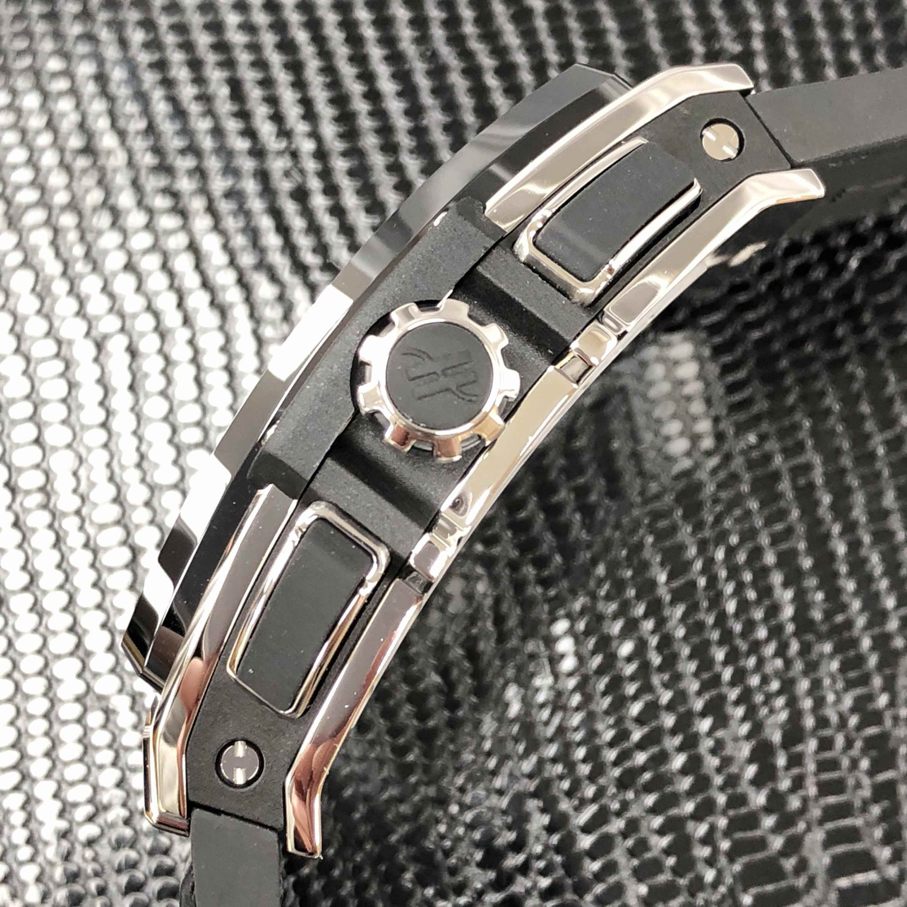 Hublot 601.NM.0173.LR  8
