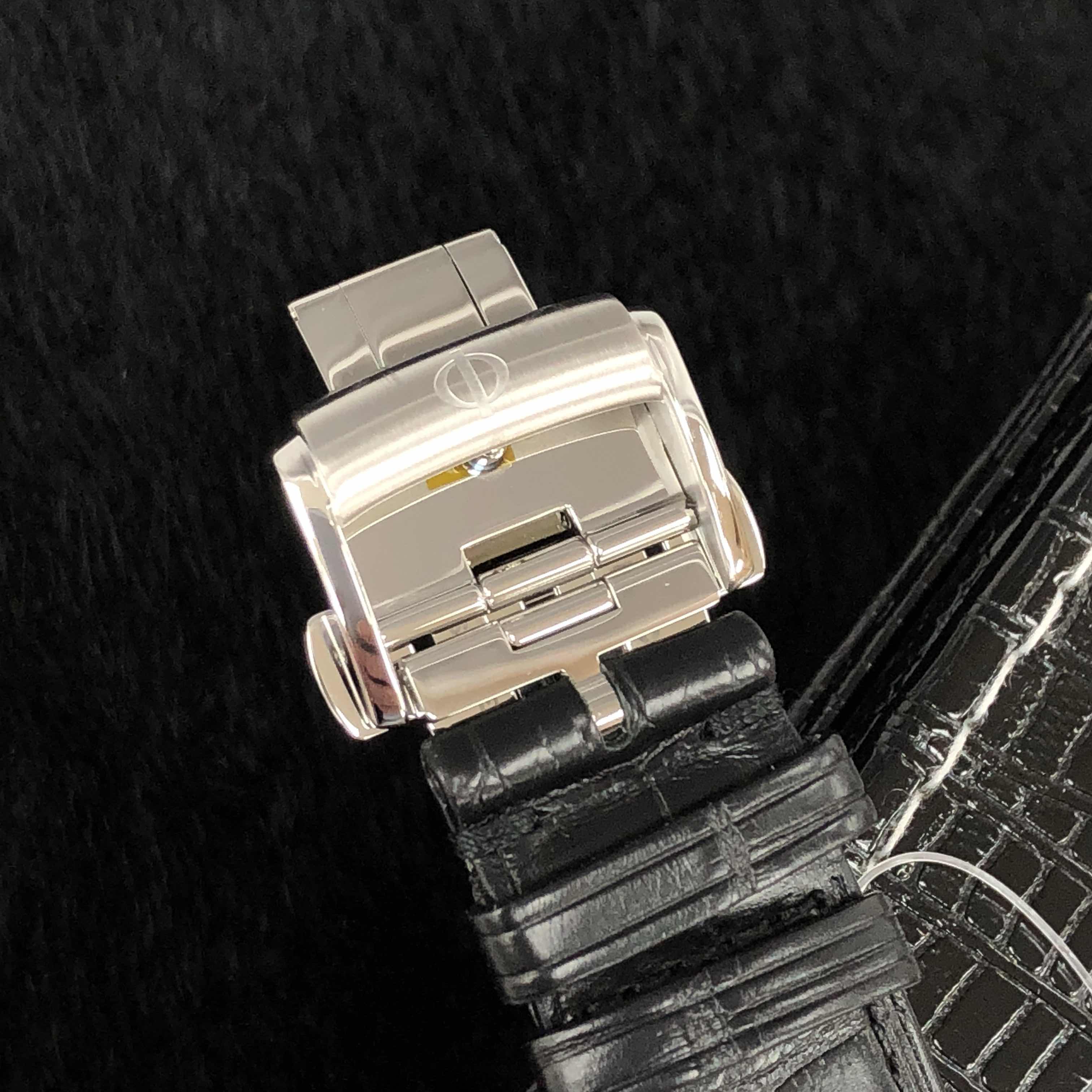 Baume & Mercier M0A10052 8