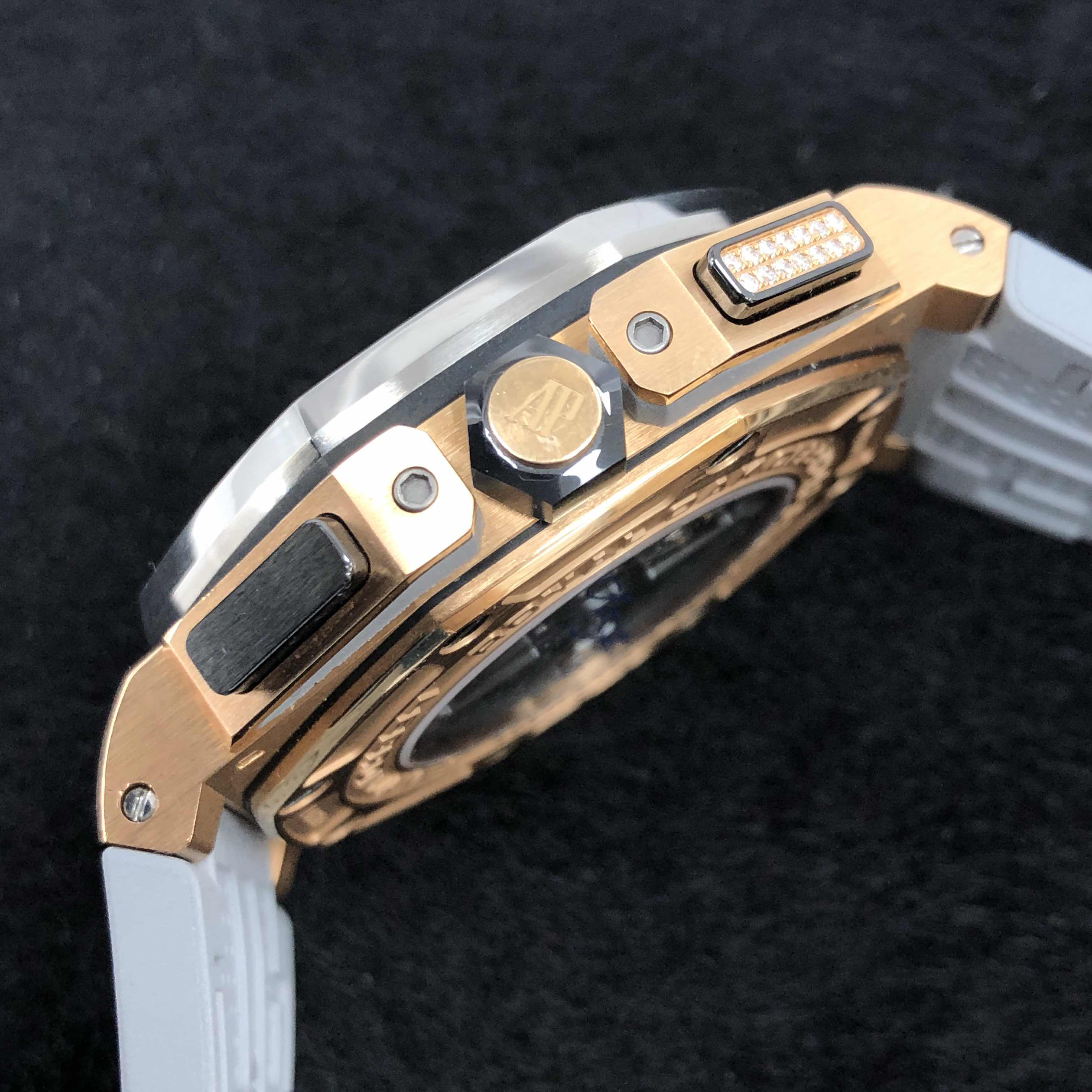 Audemars Piguet 26210OI.OO.A109CR.01 8