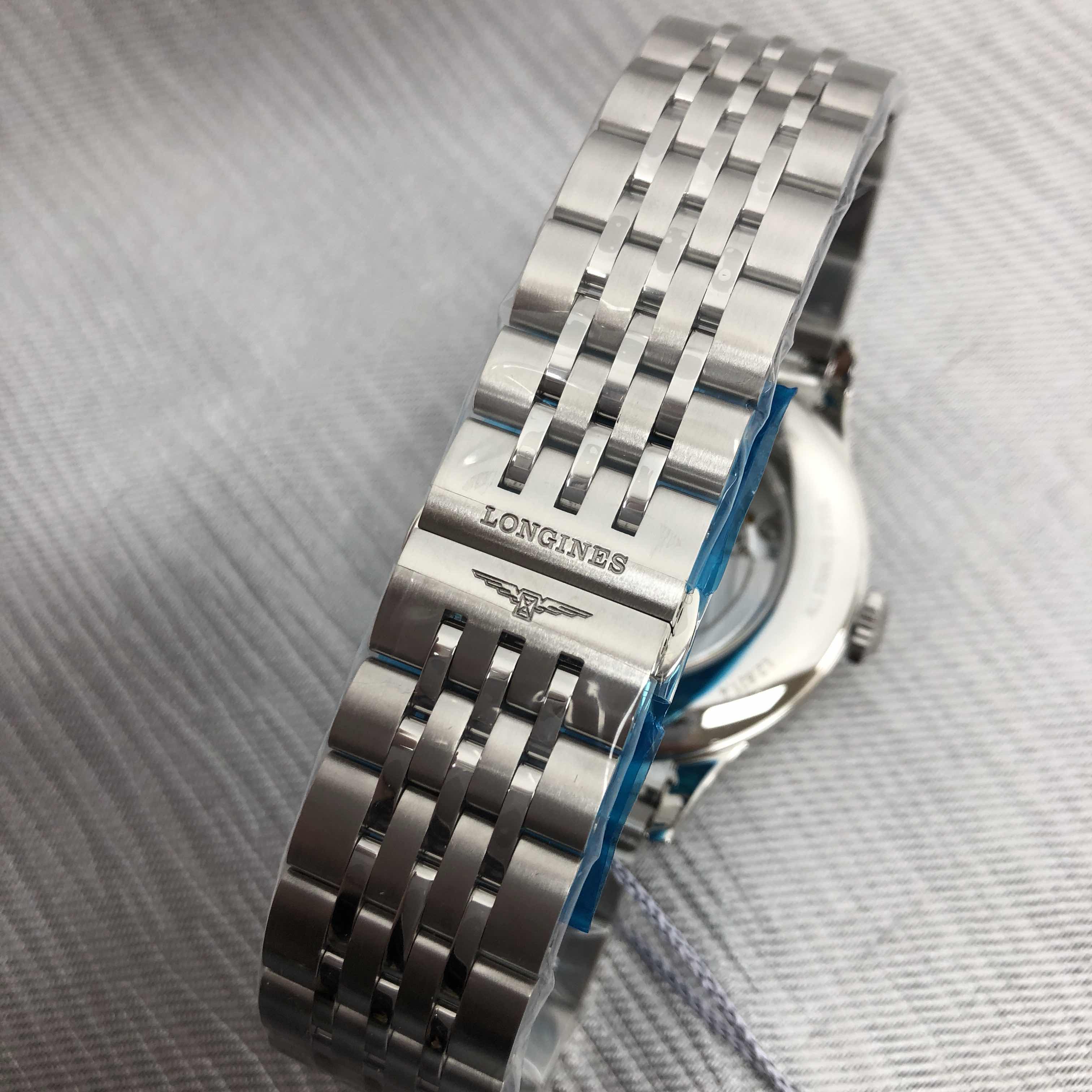 Longines L2.821.4.96.6 8