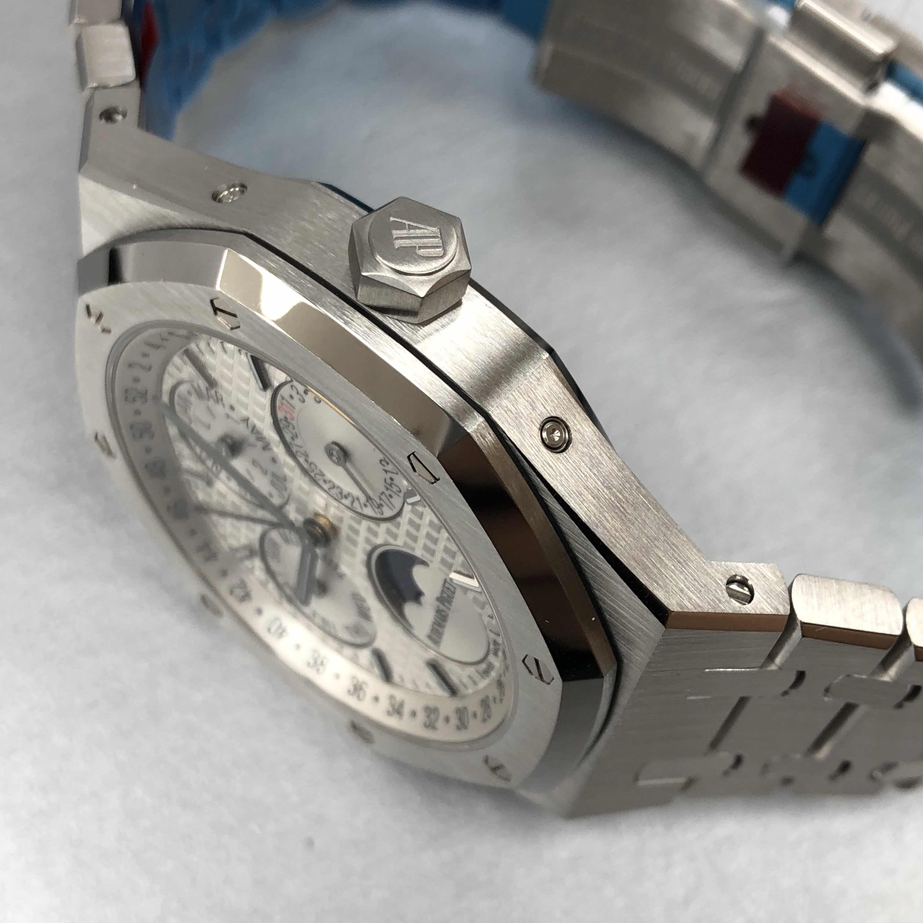 Audemars Piguet 26574ST.OO.1220ST.01 8
