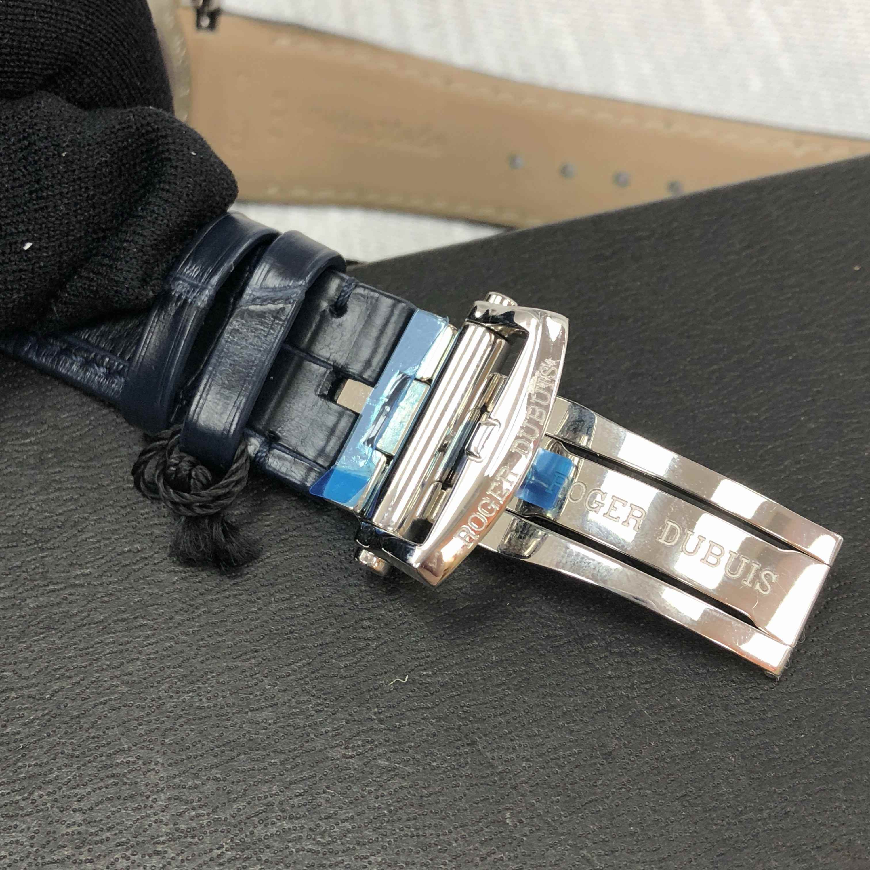 Roger Dubuis RDDBEX0535 8