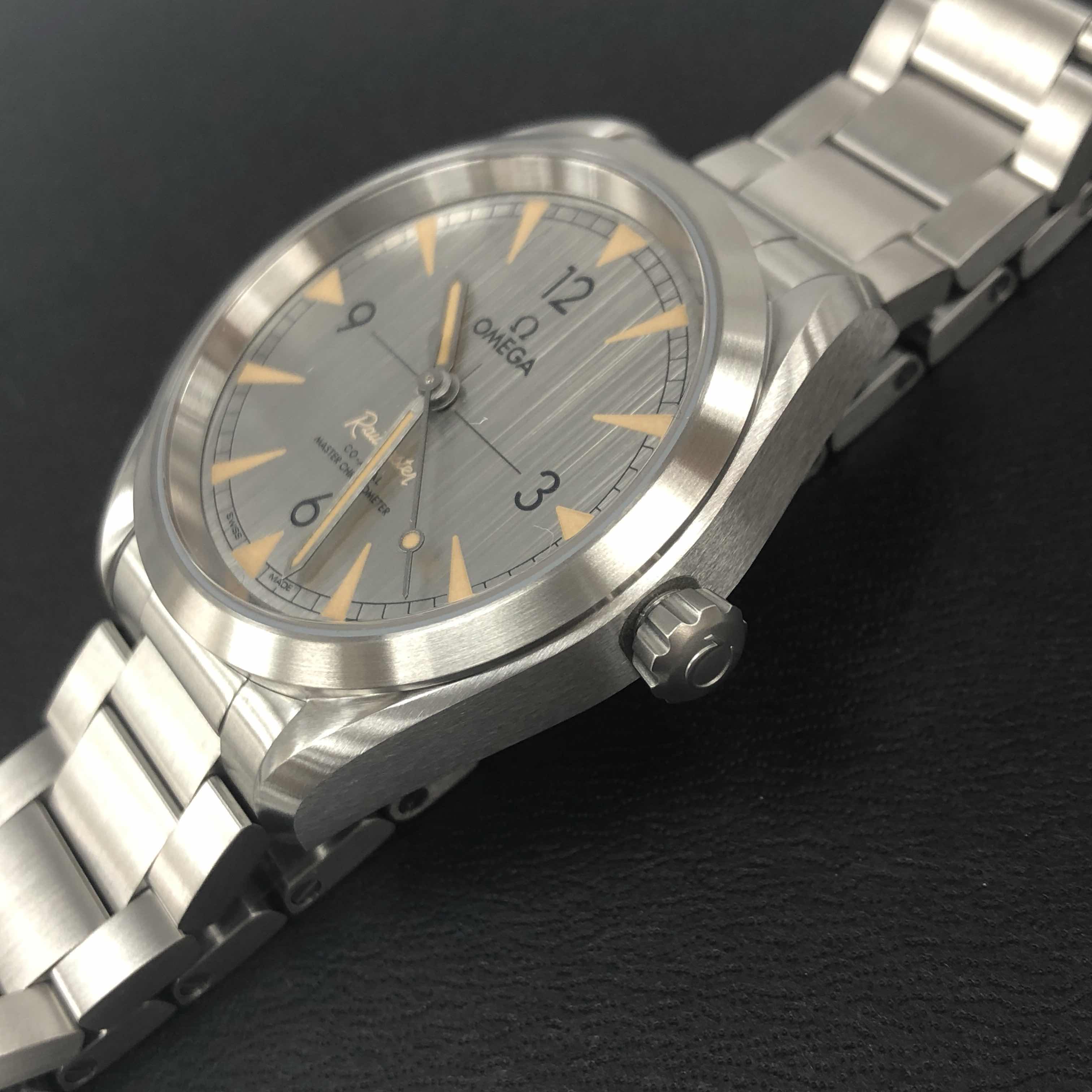 Omega 220.10.40.20.06.001 8