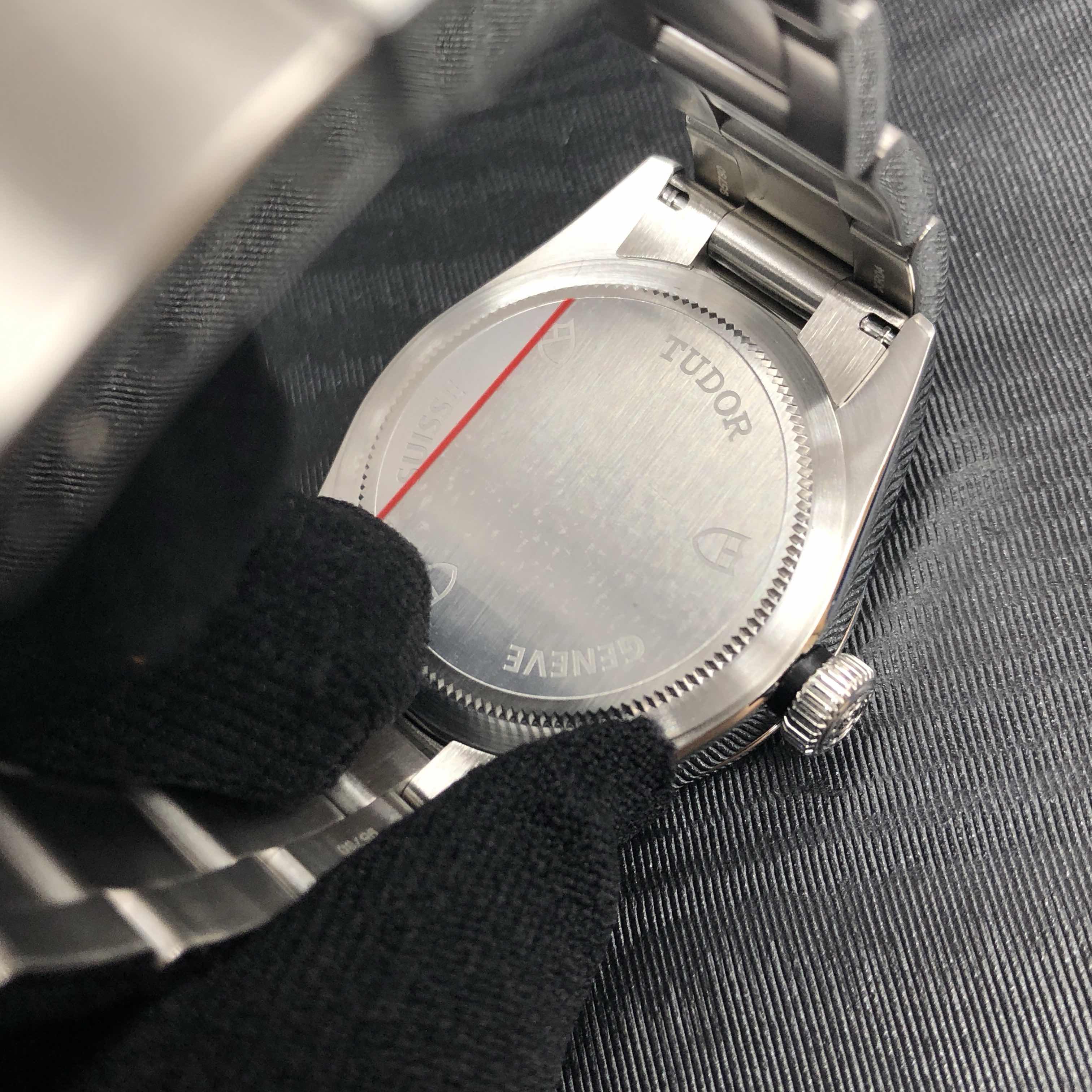 Tudor 79580BL 8
