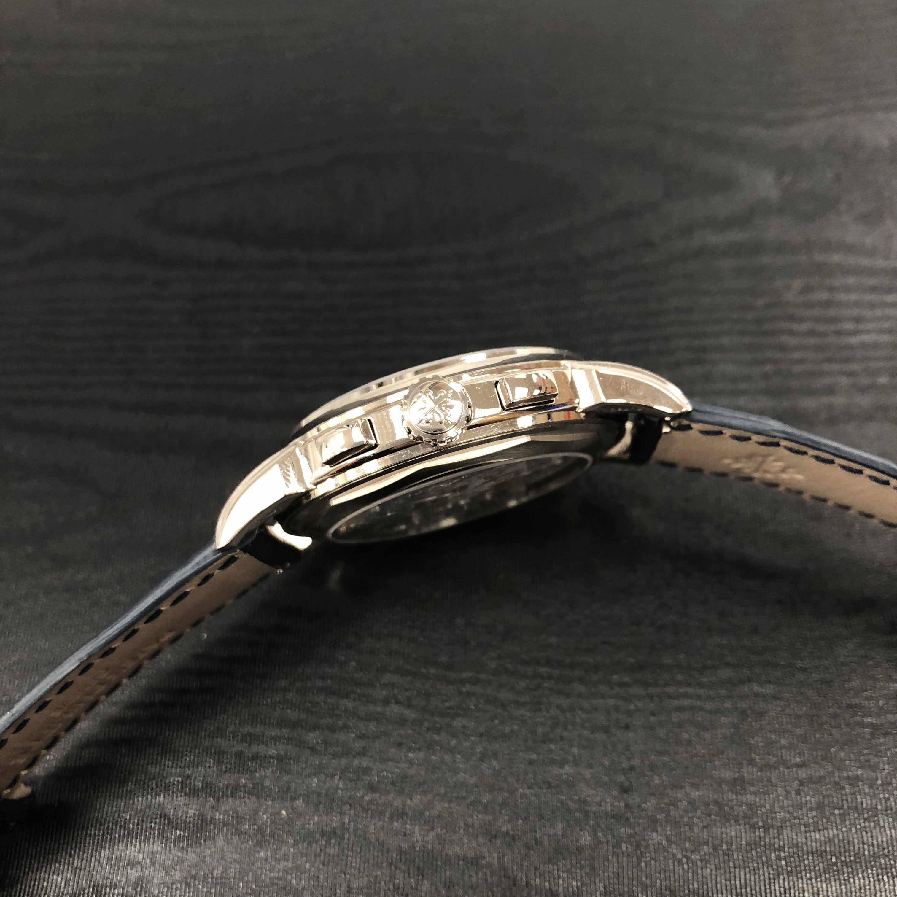 Patek Philippe 5270G-019 8