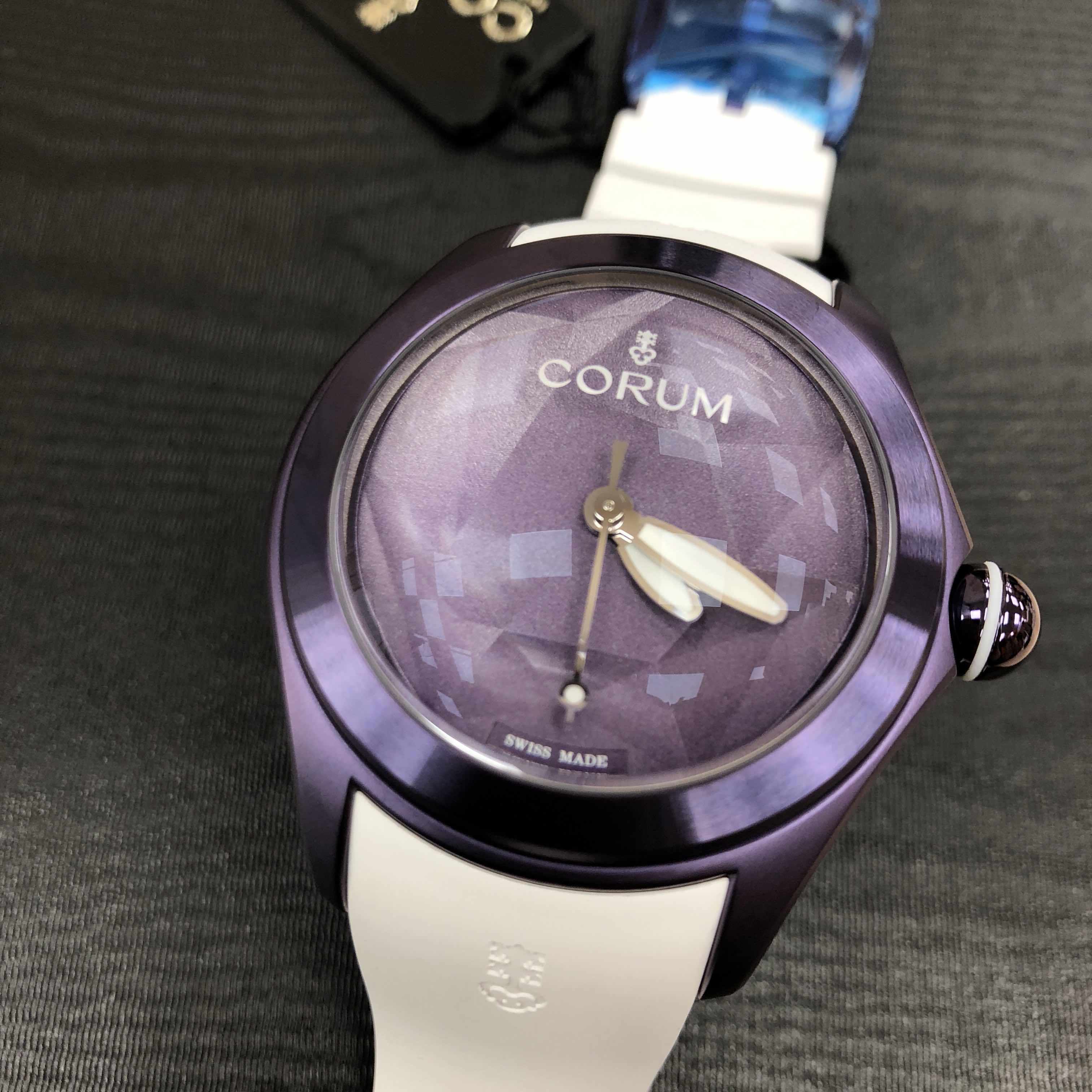Corum 082.413.98/0379 OR01 8