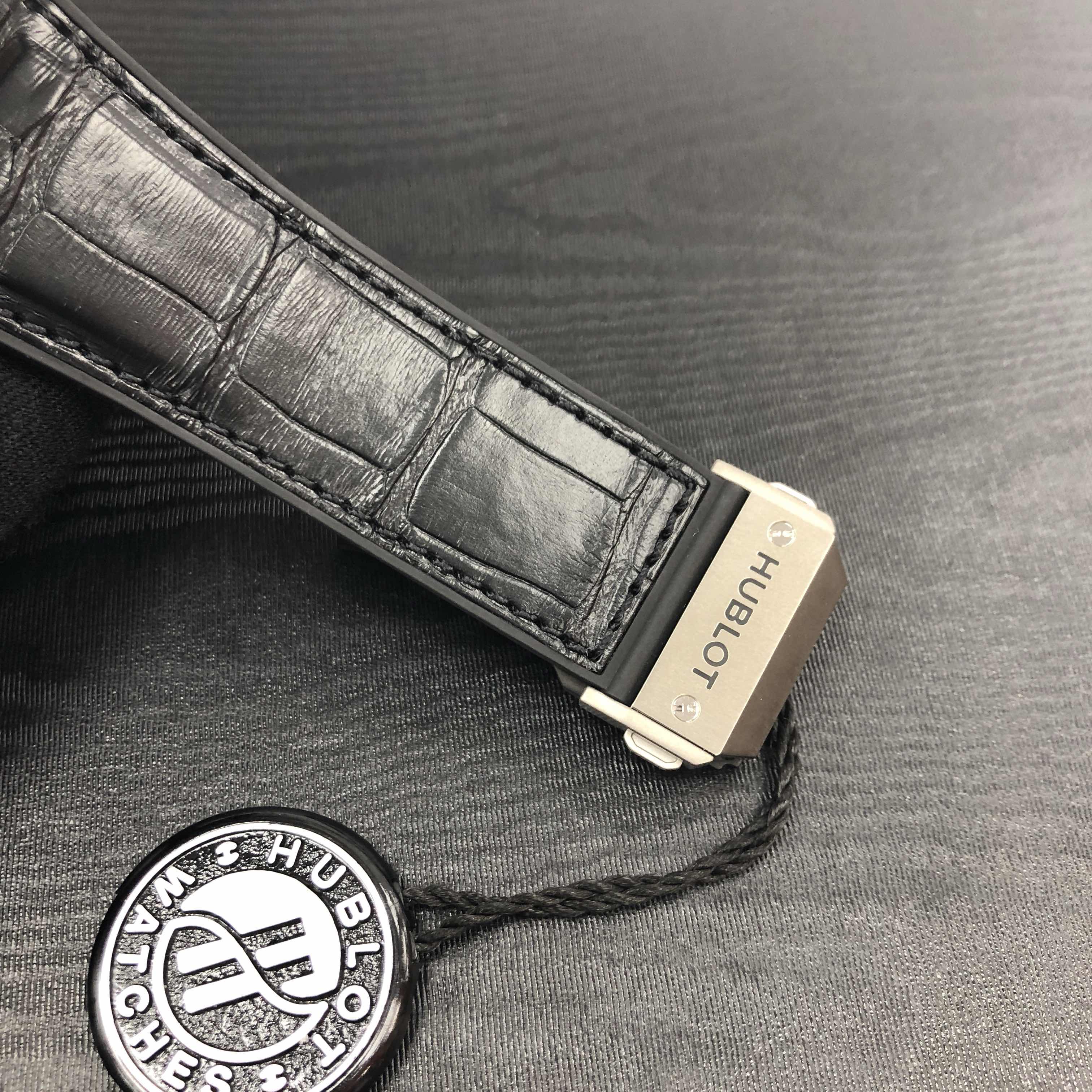 Hublot 601.NX.0173.LR.1704 8