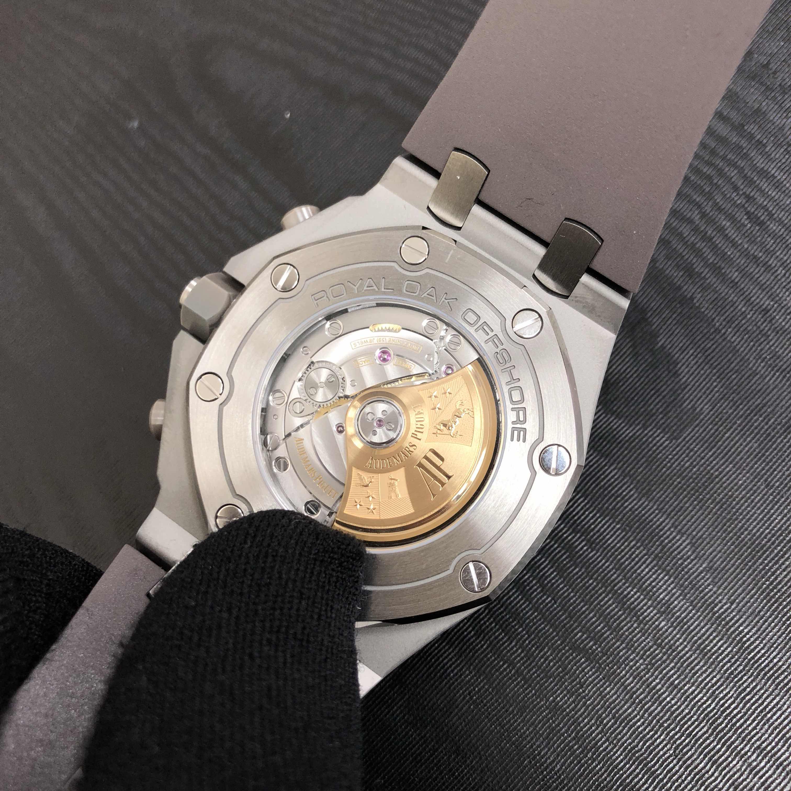 Audemars Piguet 26470IO.OO.A006CA.01  8