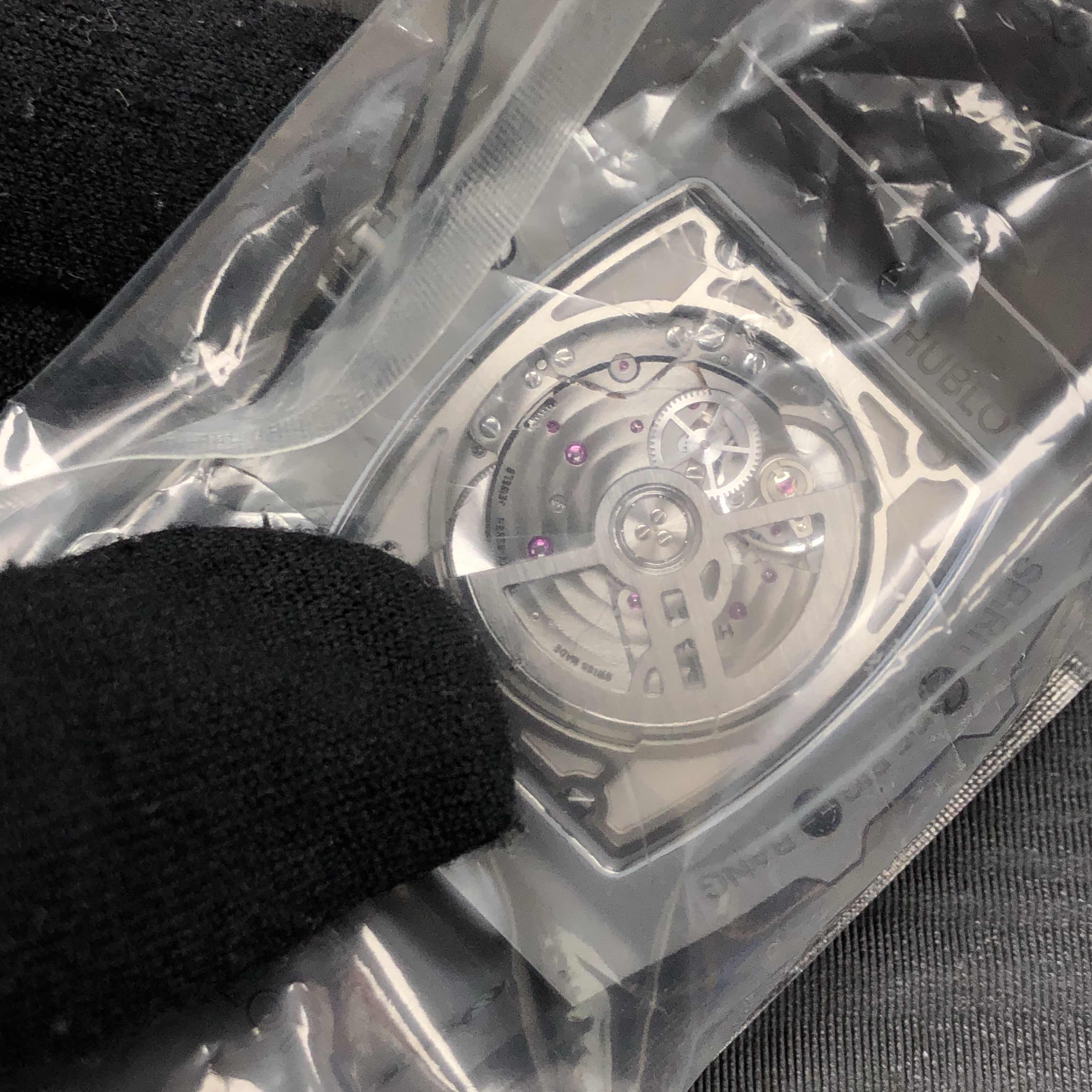 Hublot 647.CI.1110.LR.1200 8