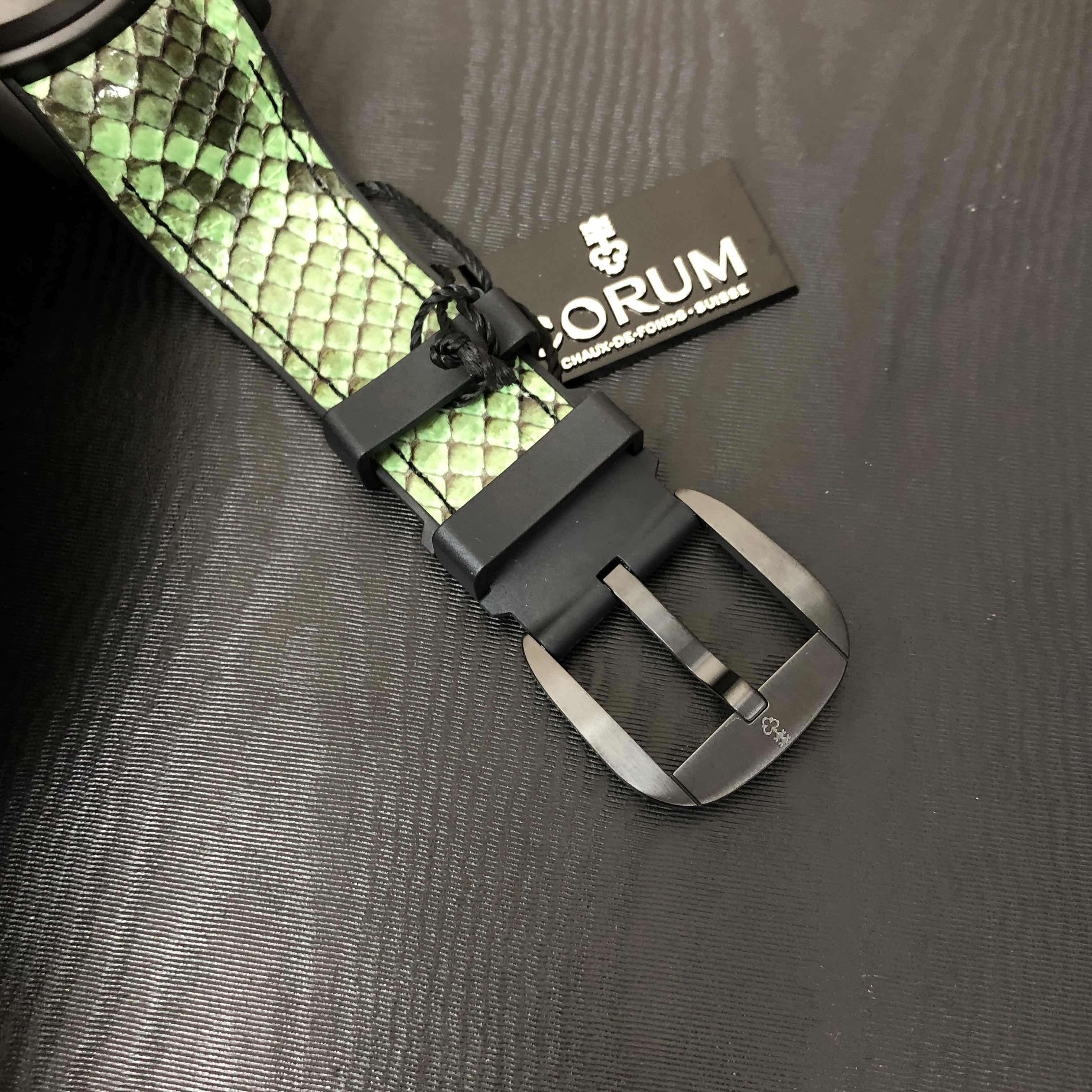 Corum 082.310.98/0337 PV01 8