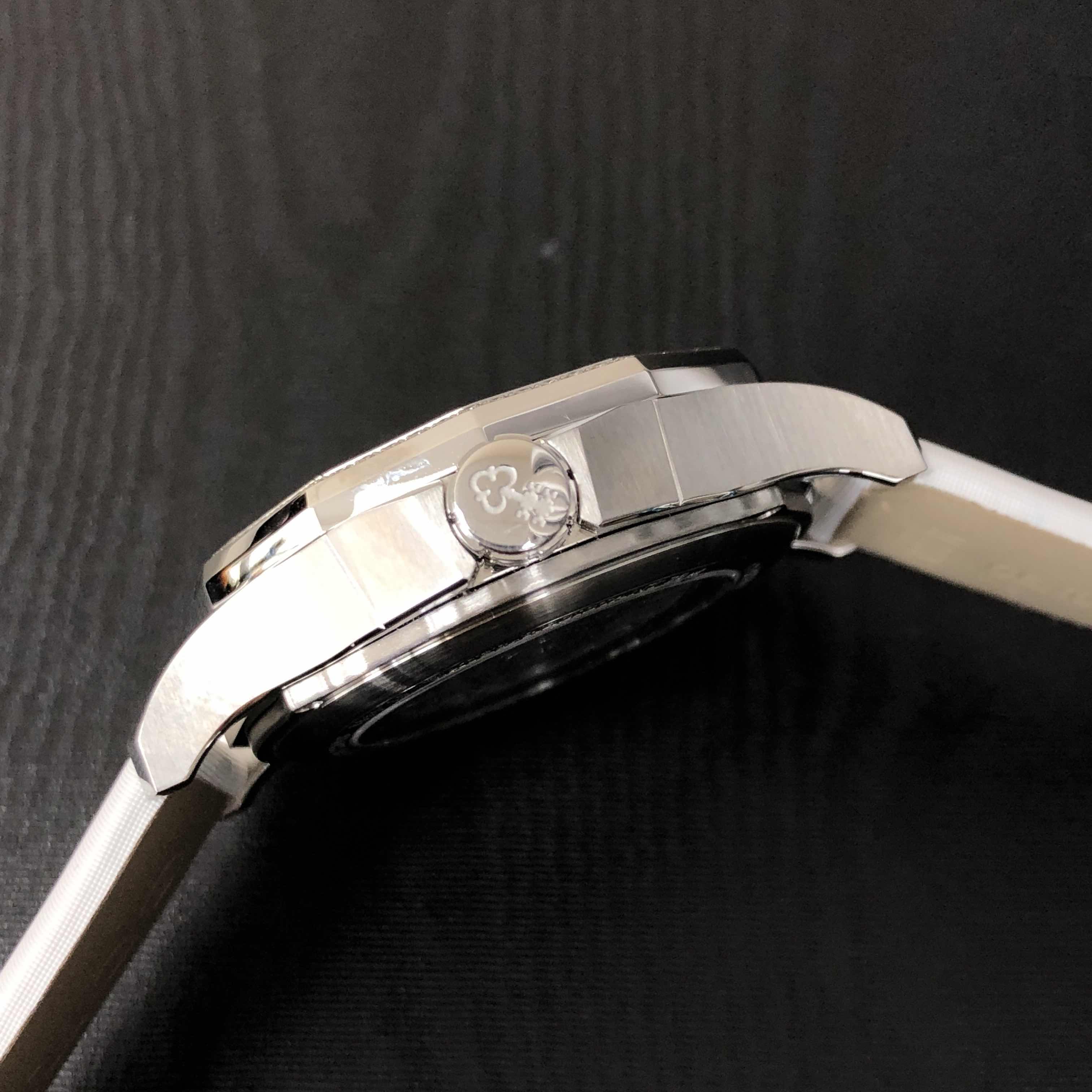 Corum 384.101.47/0F49 AA01 8