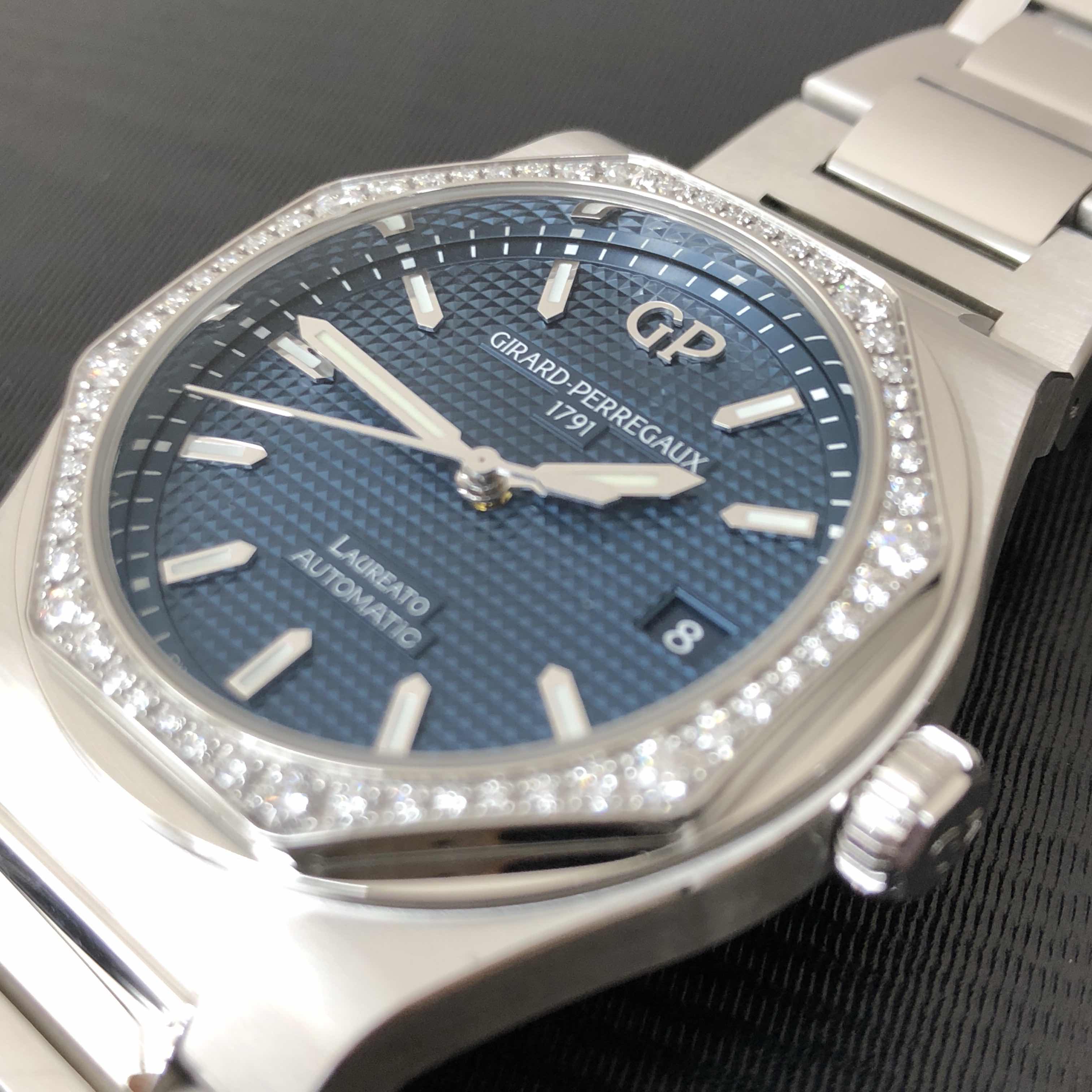 Girard Perregaux 81005D11A431-11A 8