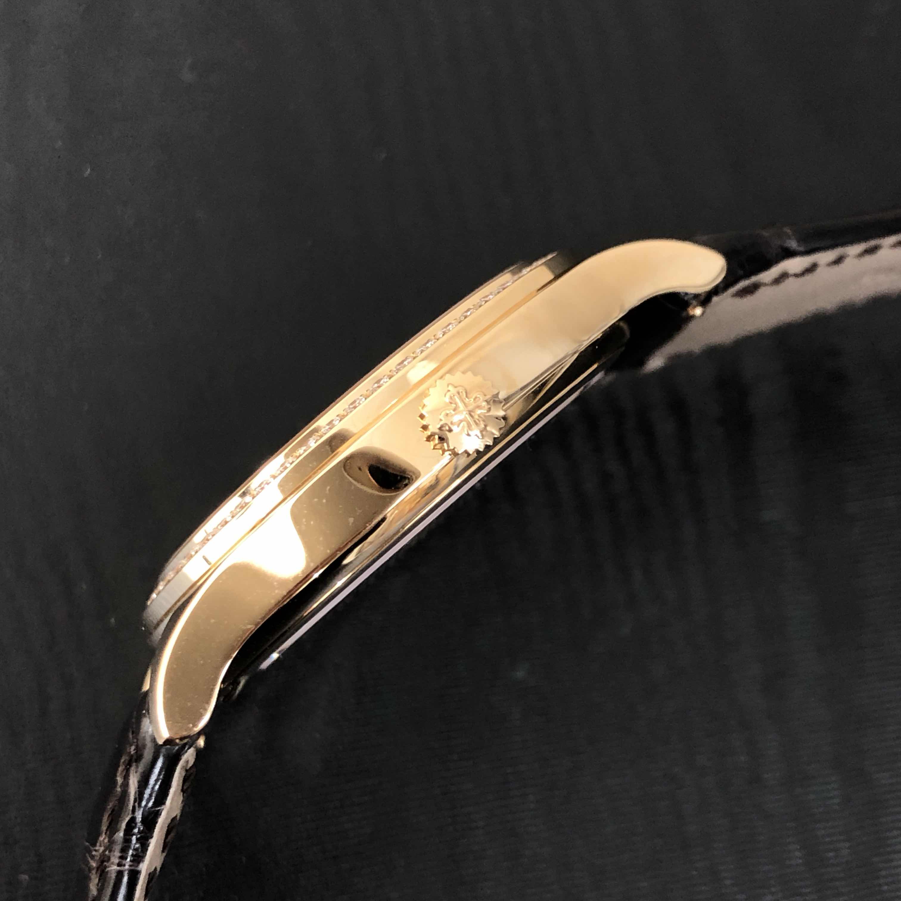 Patek Philippe 7130R-013 8