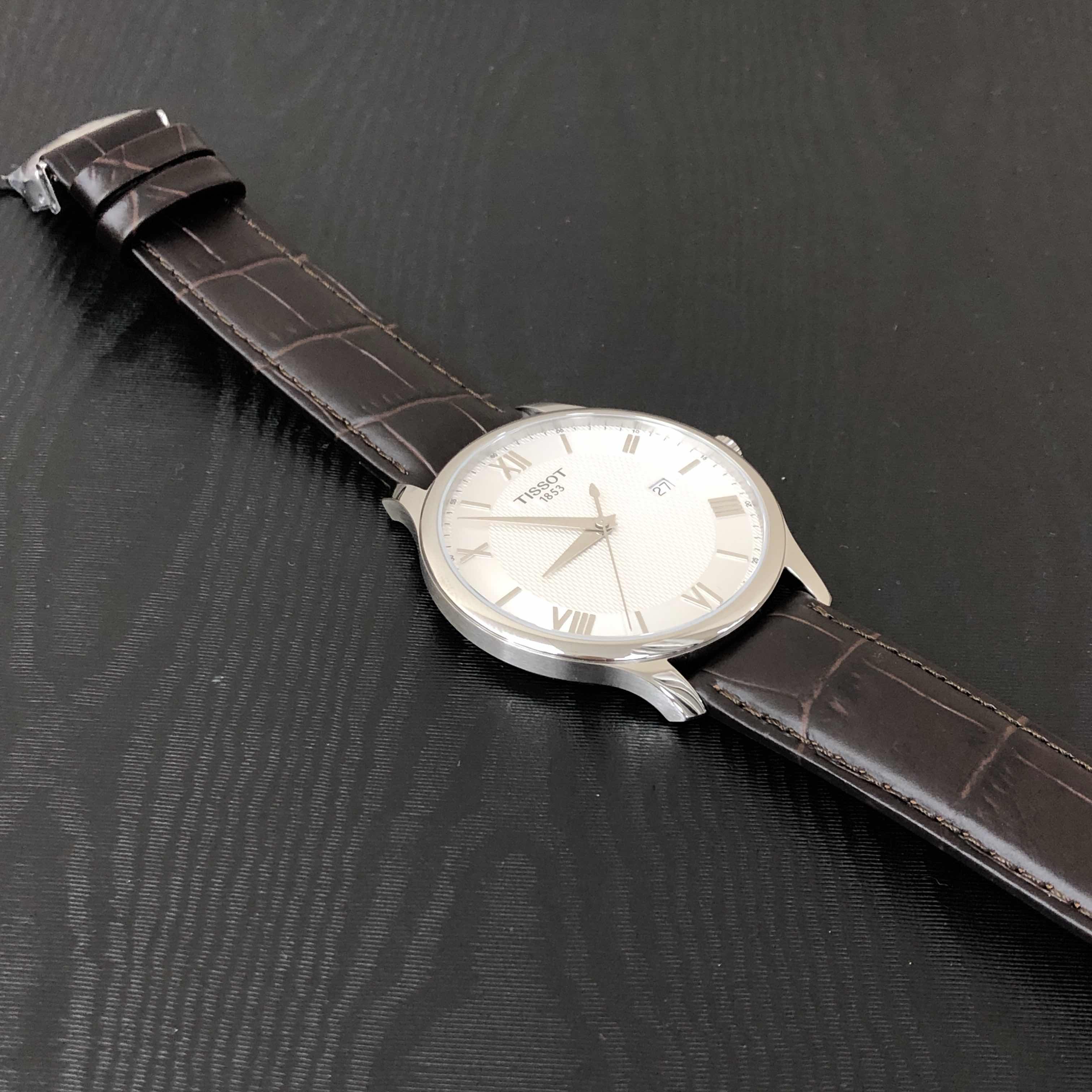 Tissot T063.610.16.038.00 8