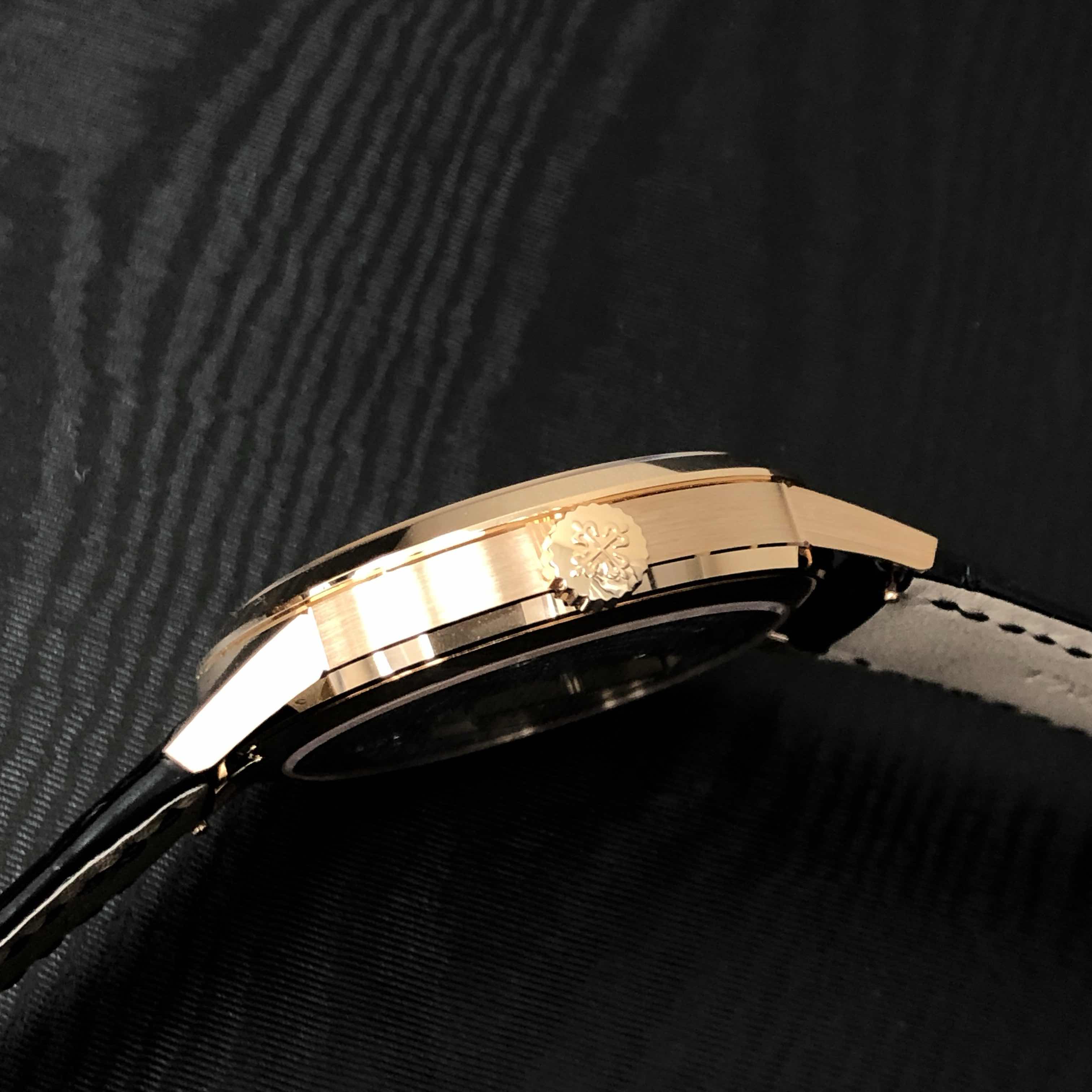 Patek Philippe 5235-50R-001 8