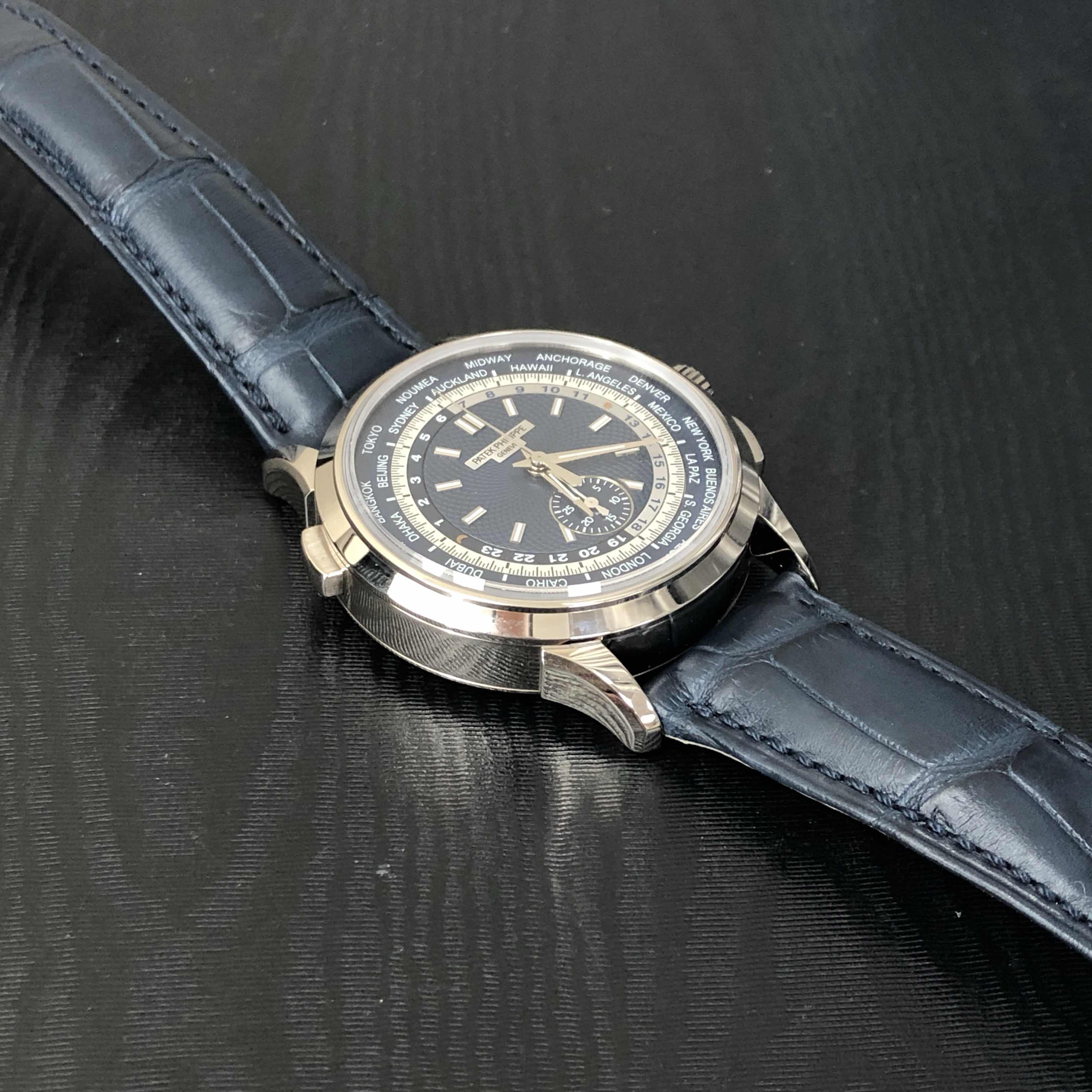 Patek Philippe 5930G-010 8