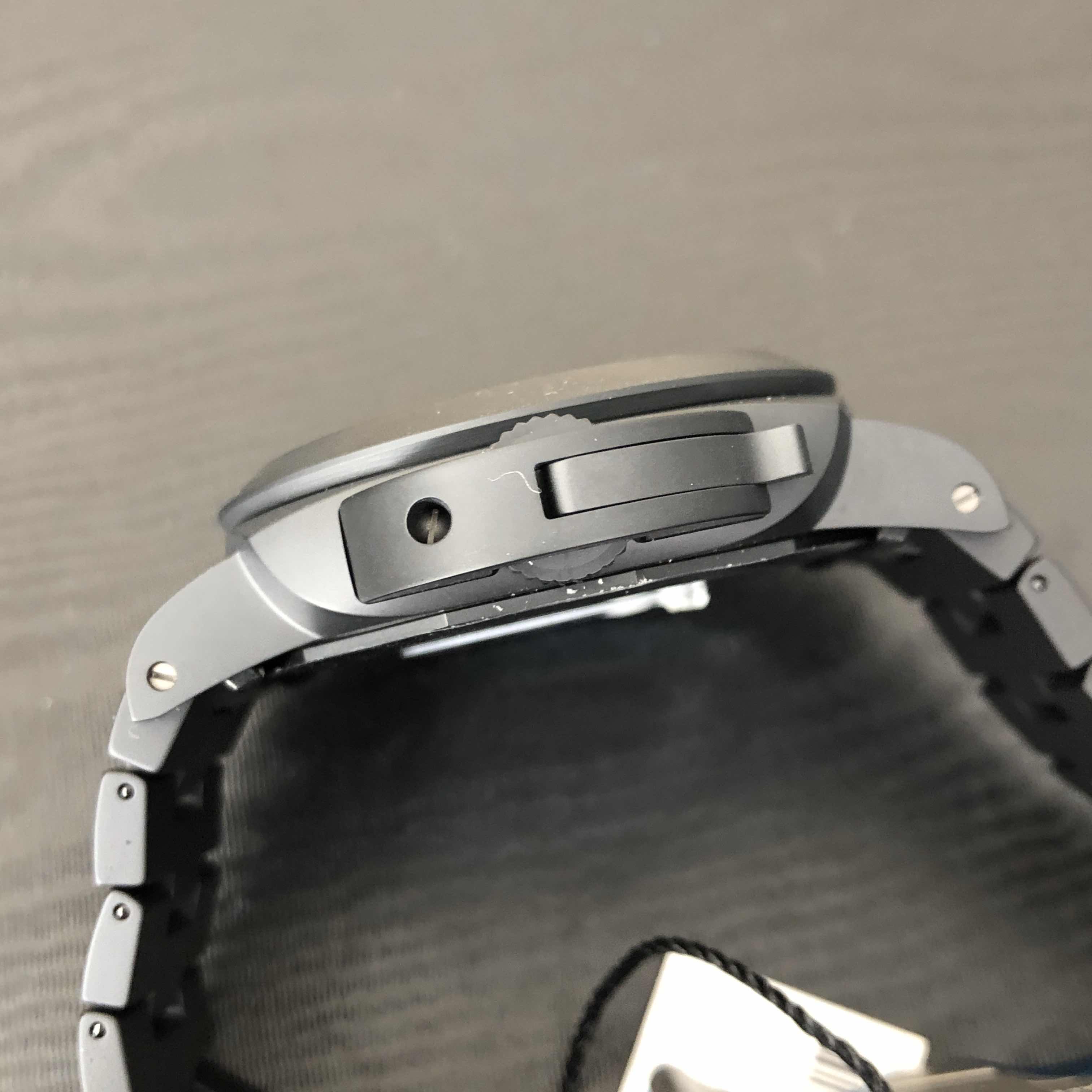 Panerai PAM01438  8