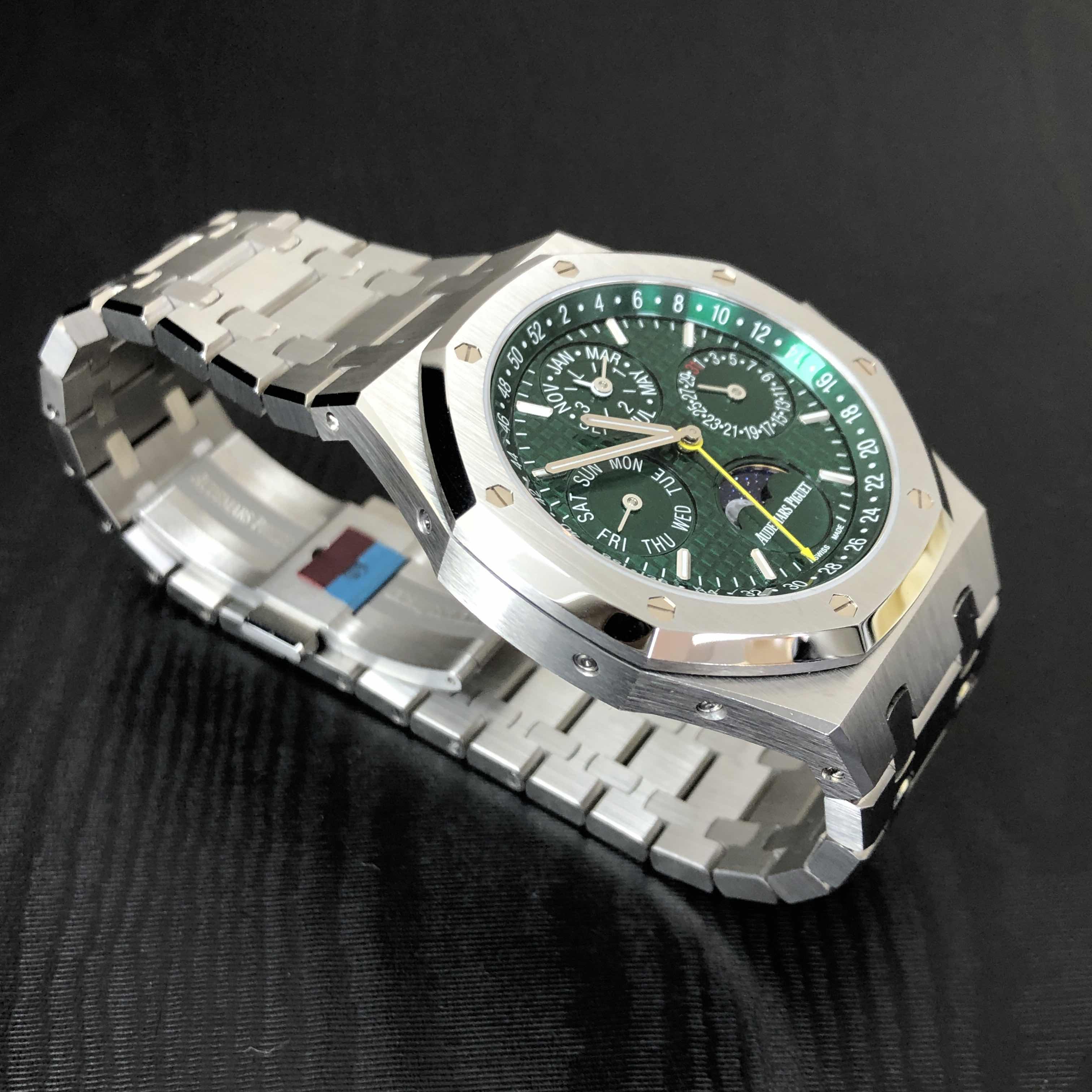 Audemars Piguet 26606ST.OO.1220ST.01  8