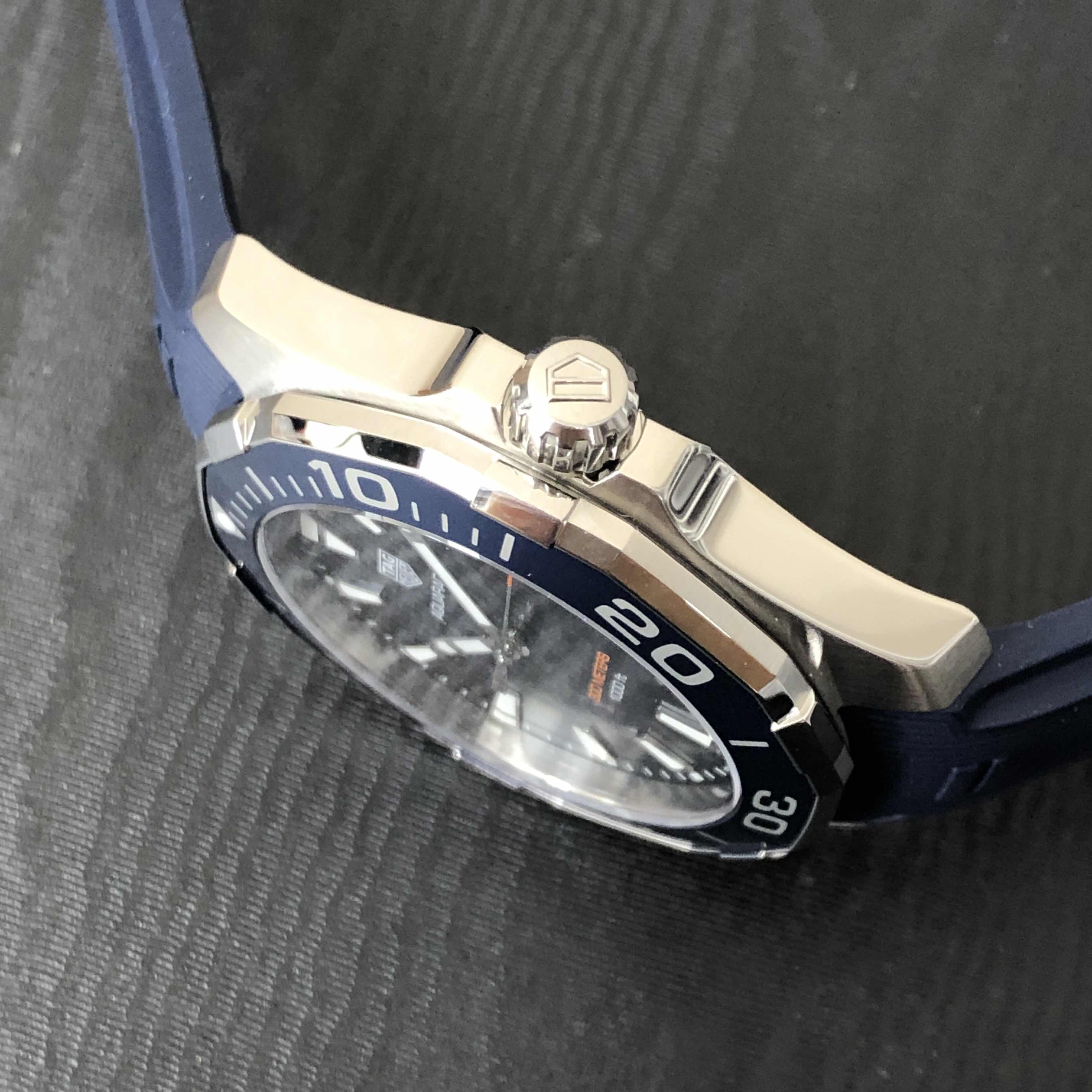 Tag Heuer WAY101C.FT6153 8
