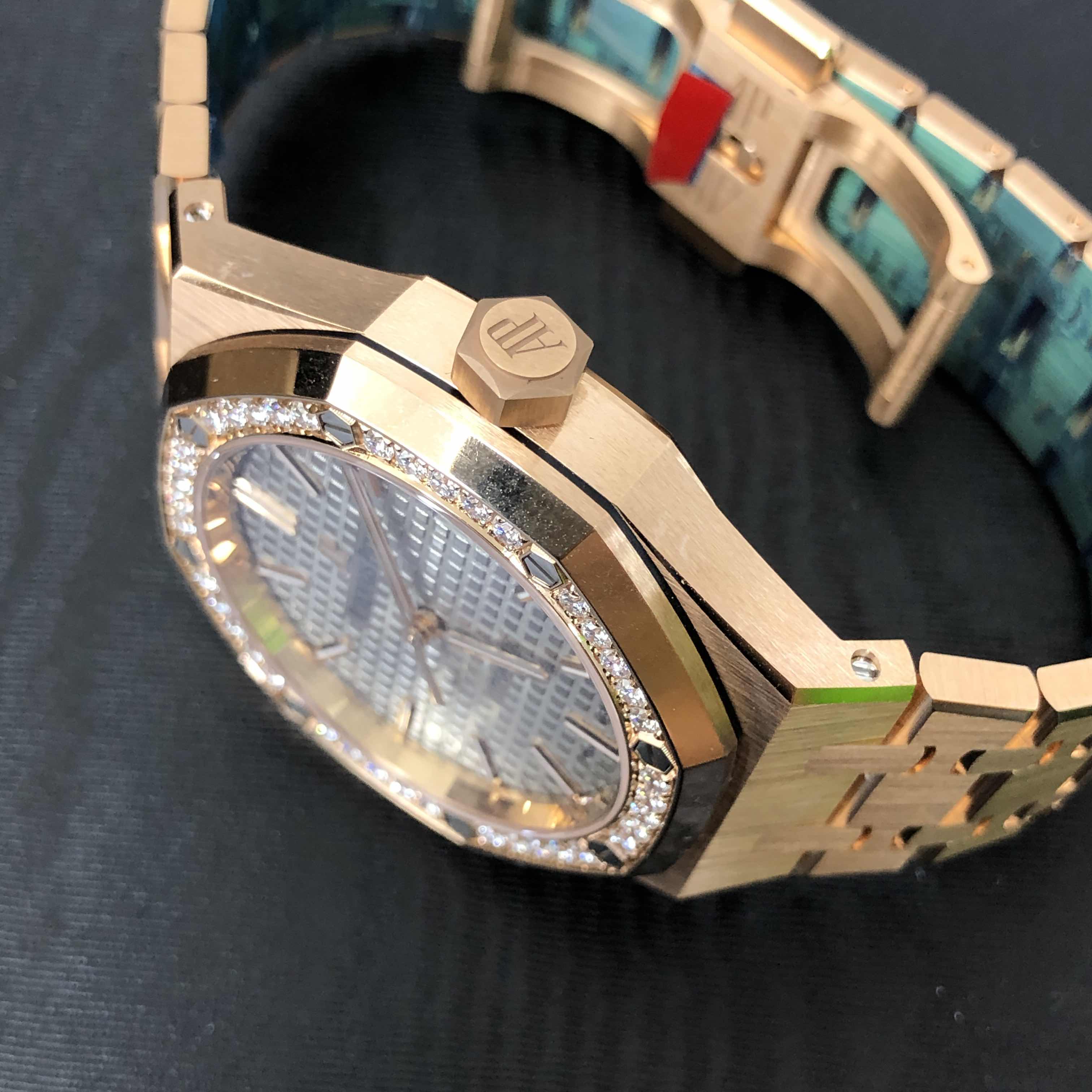 Audemars Piguet 15451OR.ZZ.1256OR.02  8