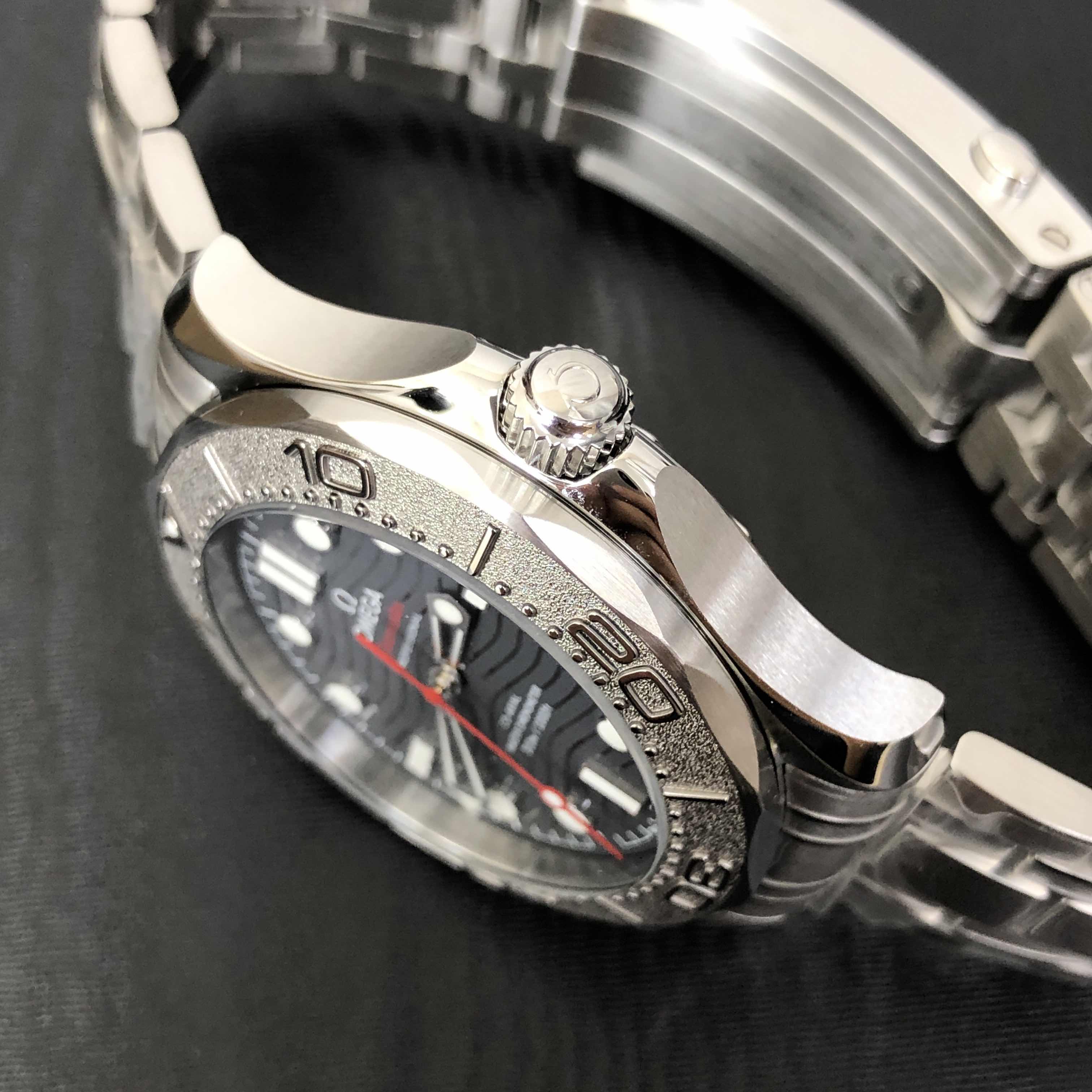 Omega 210.30.42.20.01.002 8