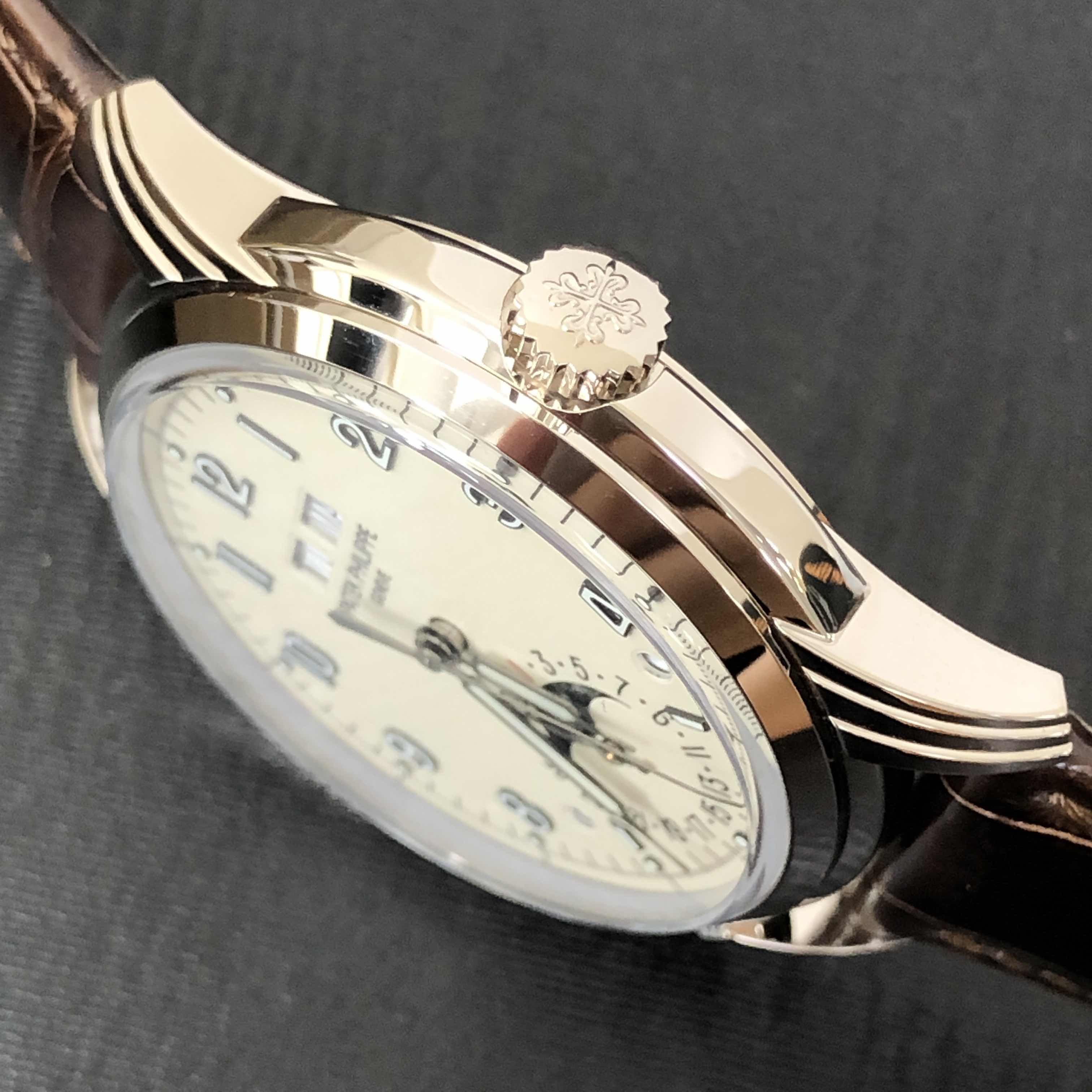 Patek Philippe 5320G-001 8
