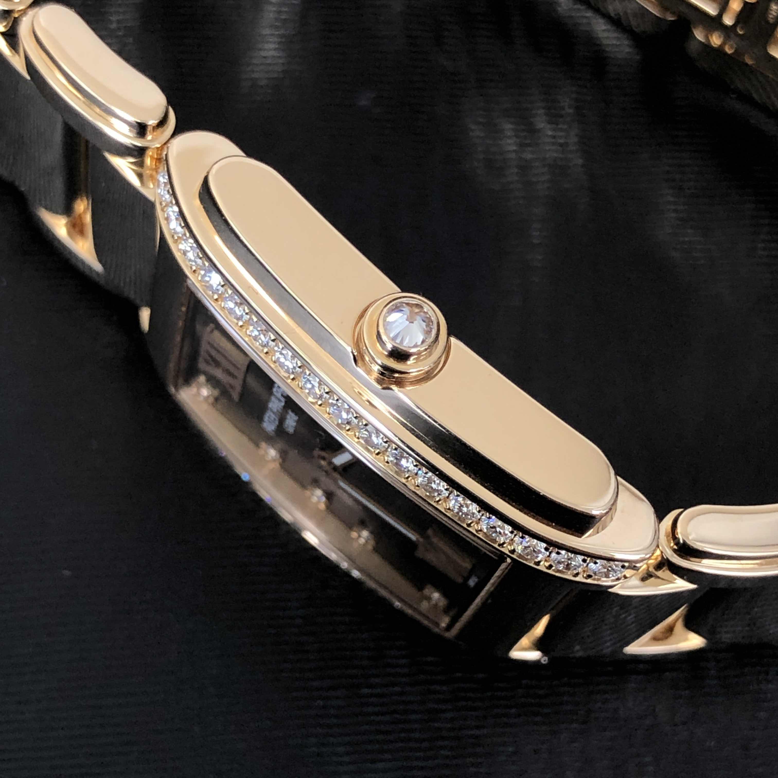 Patek Philippe 4910/11R-010 8
