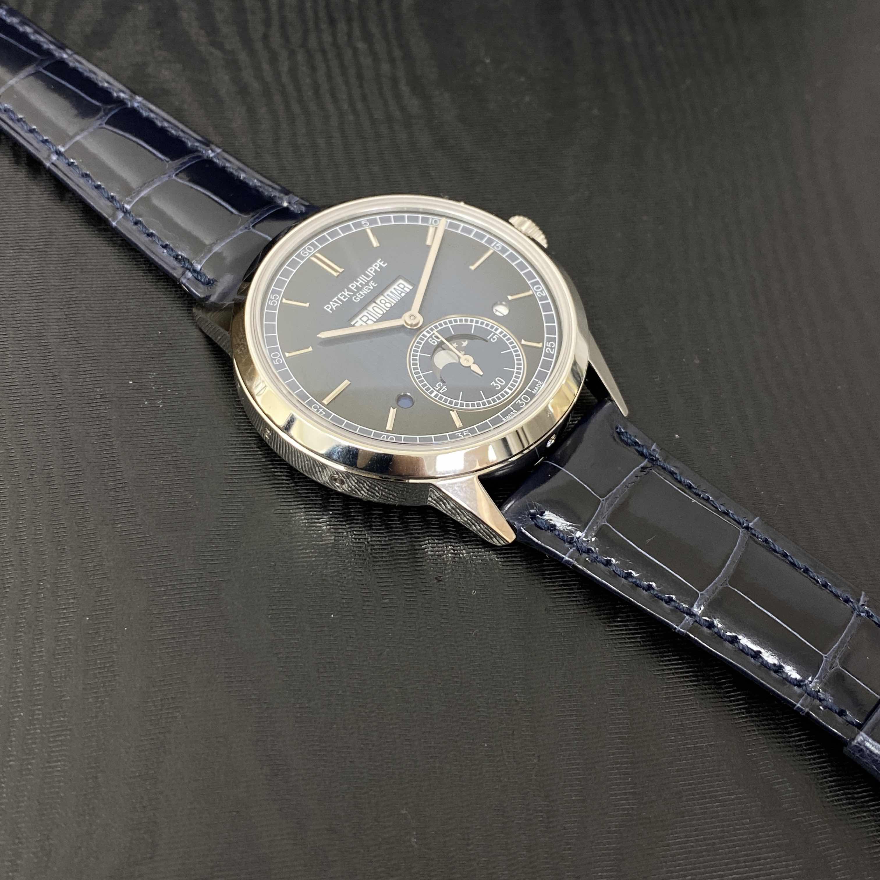 Patek Philippe 5236P-001 8