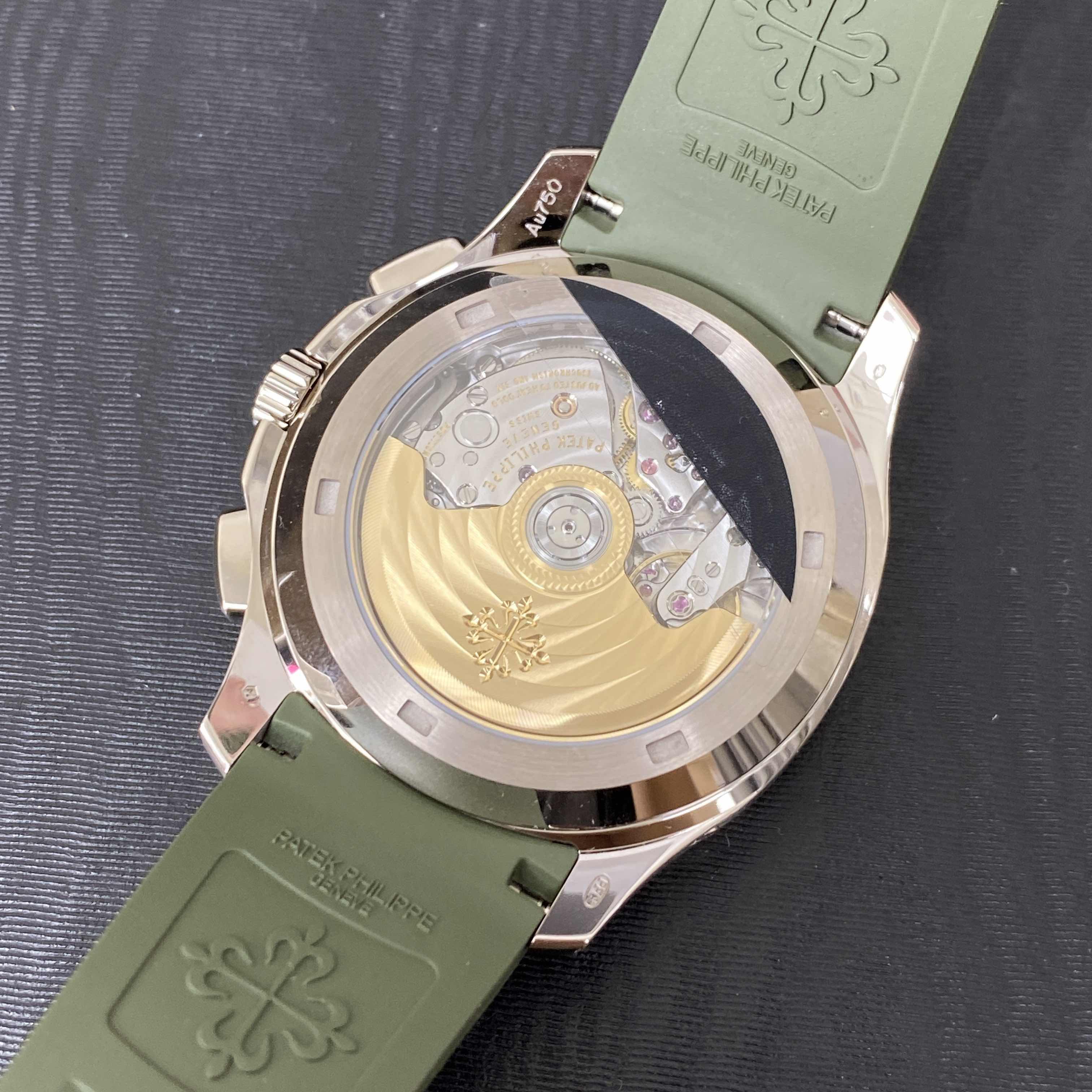 Patek Philippe 5968G-010 8