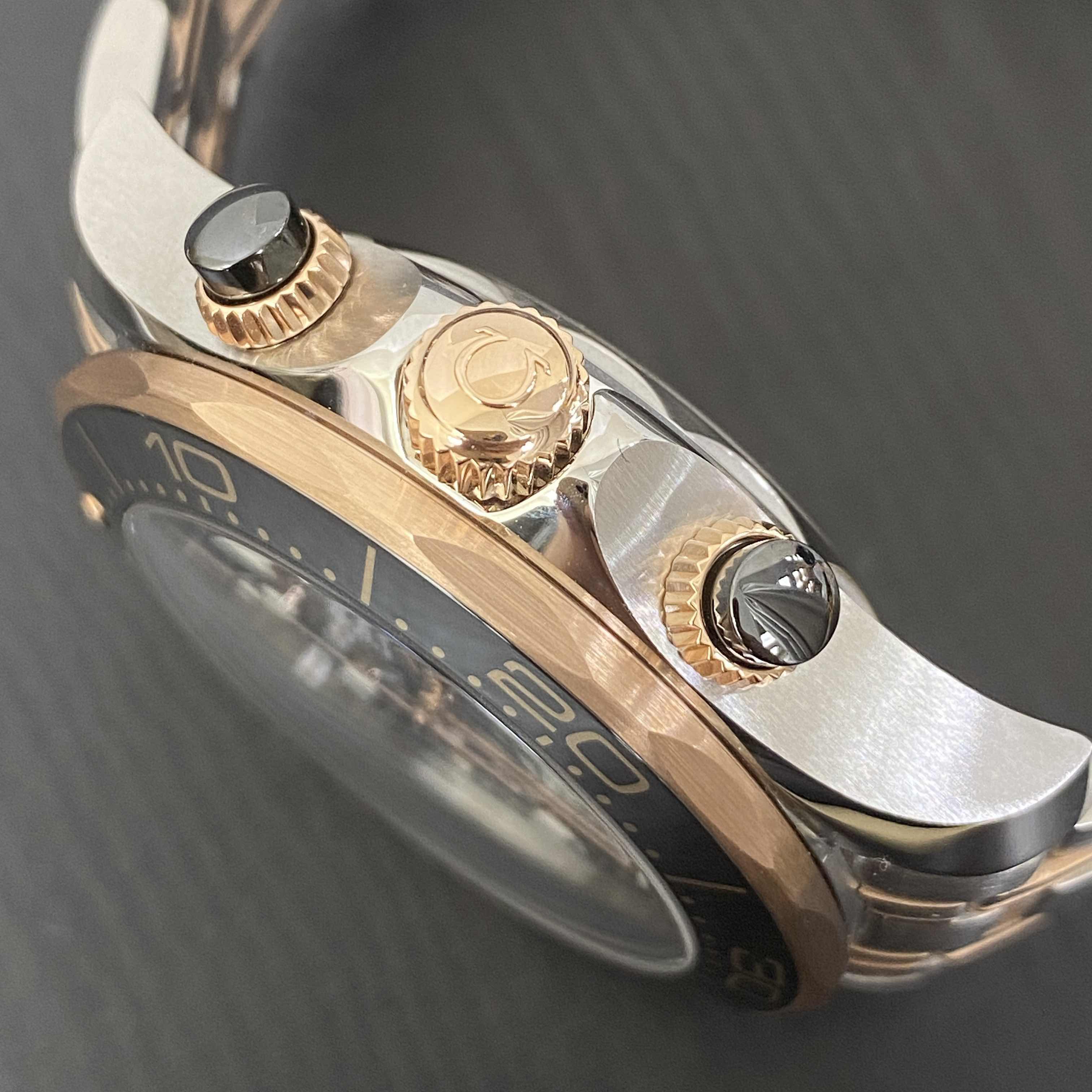 Omega 210.20.44.51.01.001 8