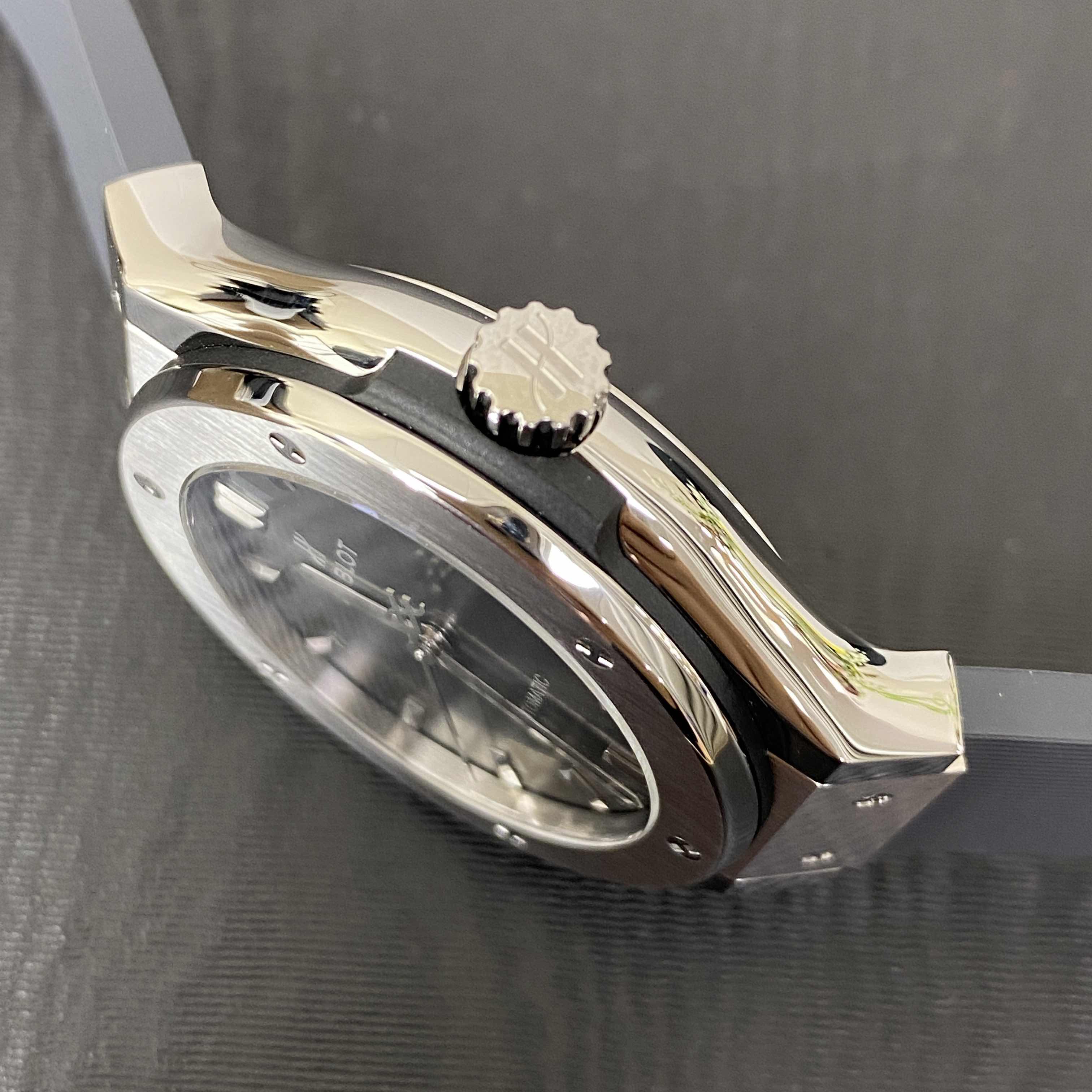 Hublot 565.NX.7071.RX  8