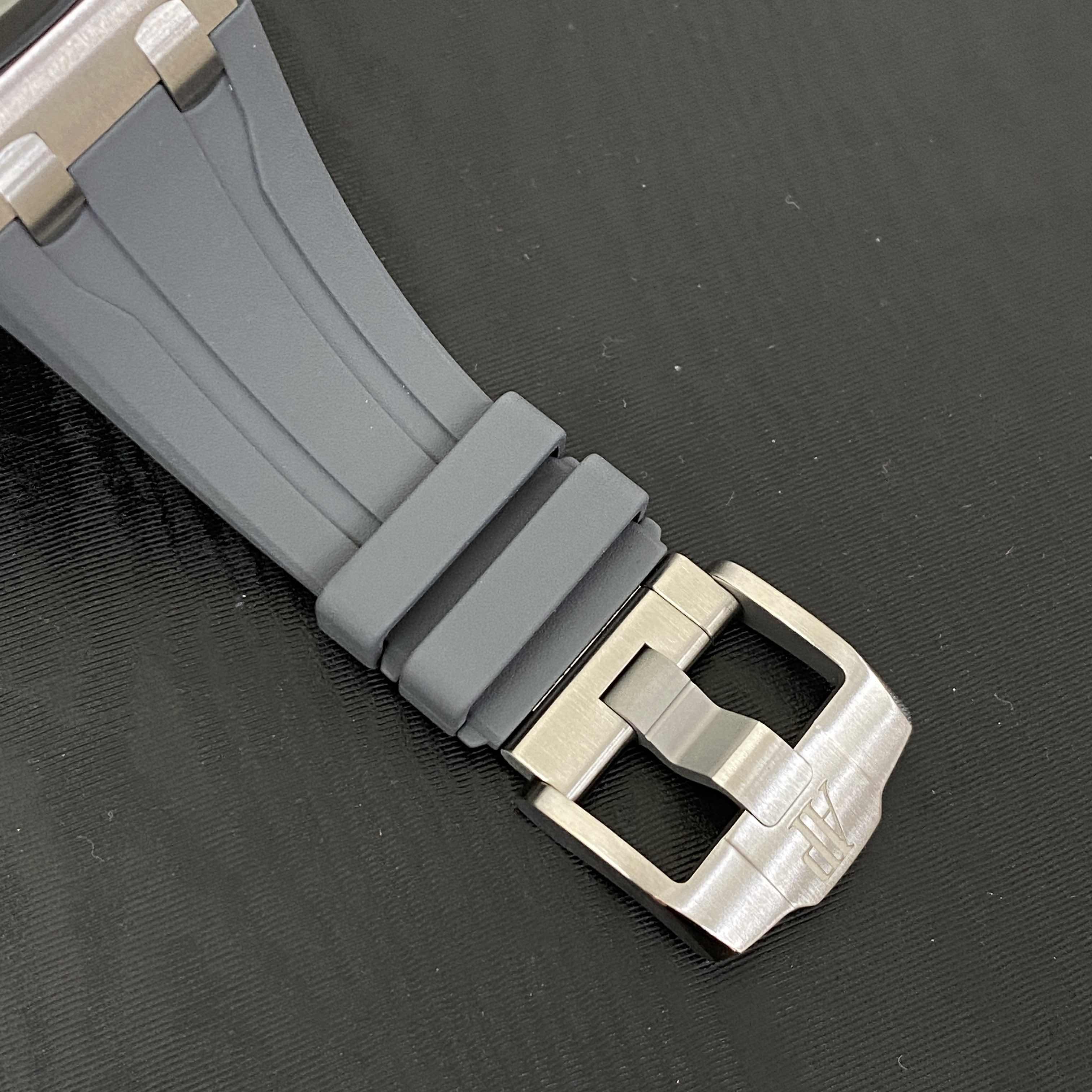 Audemars Piguet 26420IO.OO.A009CA.01  8