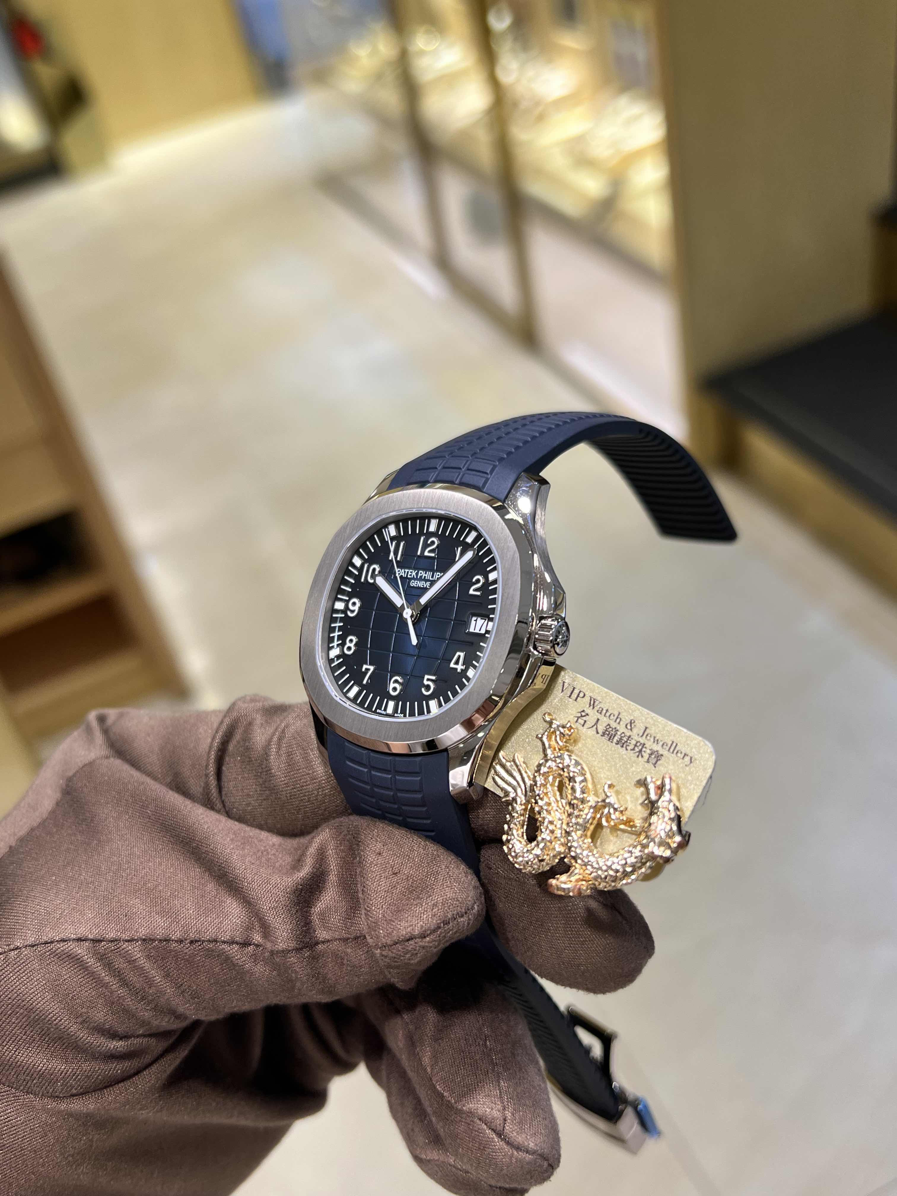 Patek Philippe 5168G-001 8